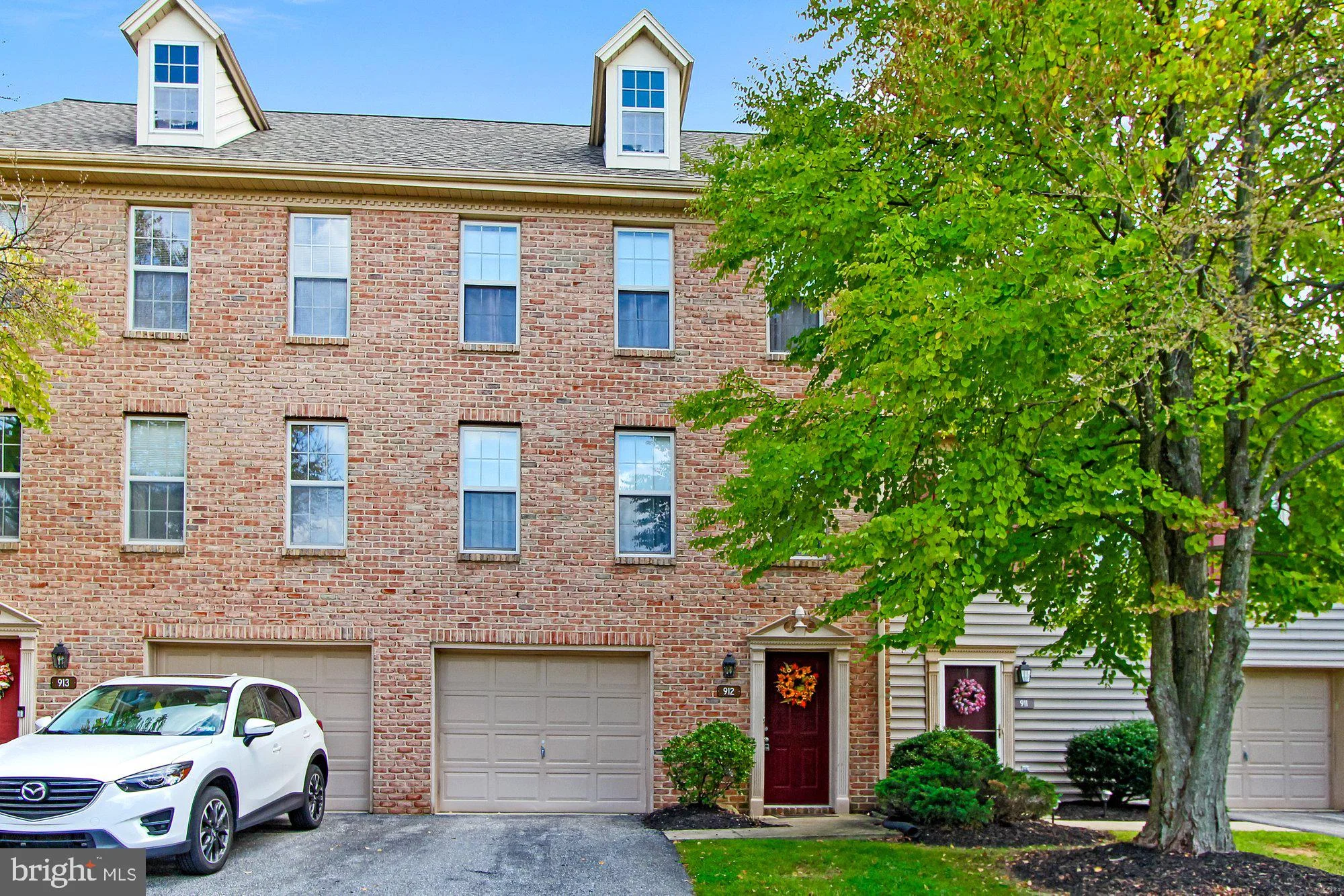 912 Skyview Drive, York, PA 17406