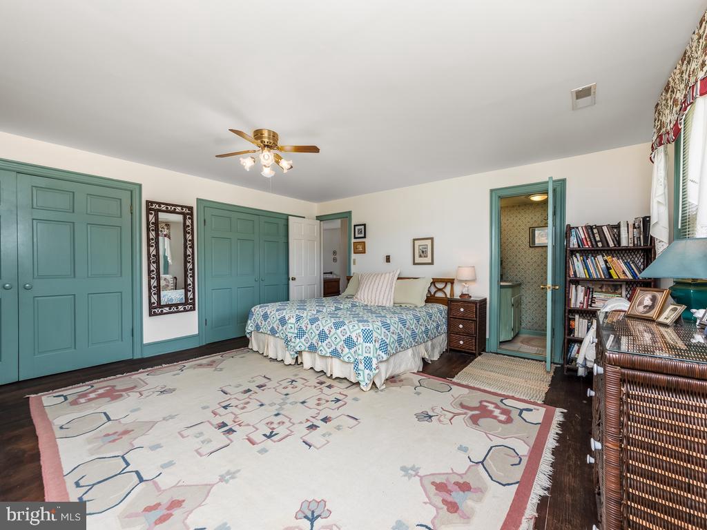 NONE  NO HOA - Residential