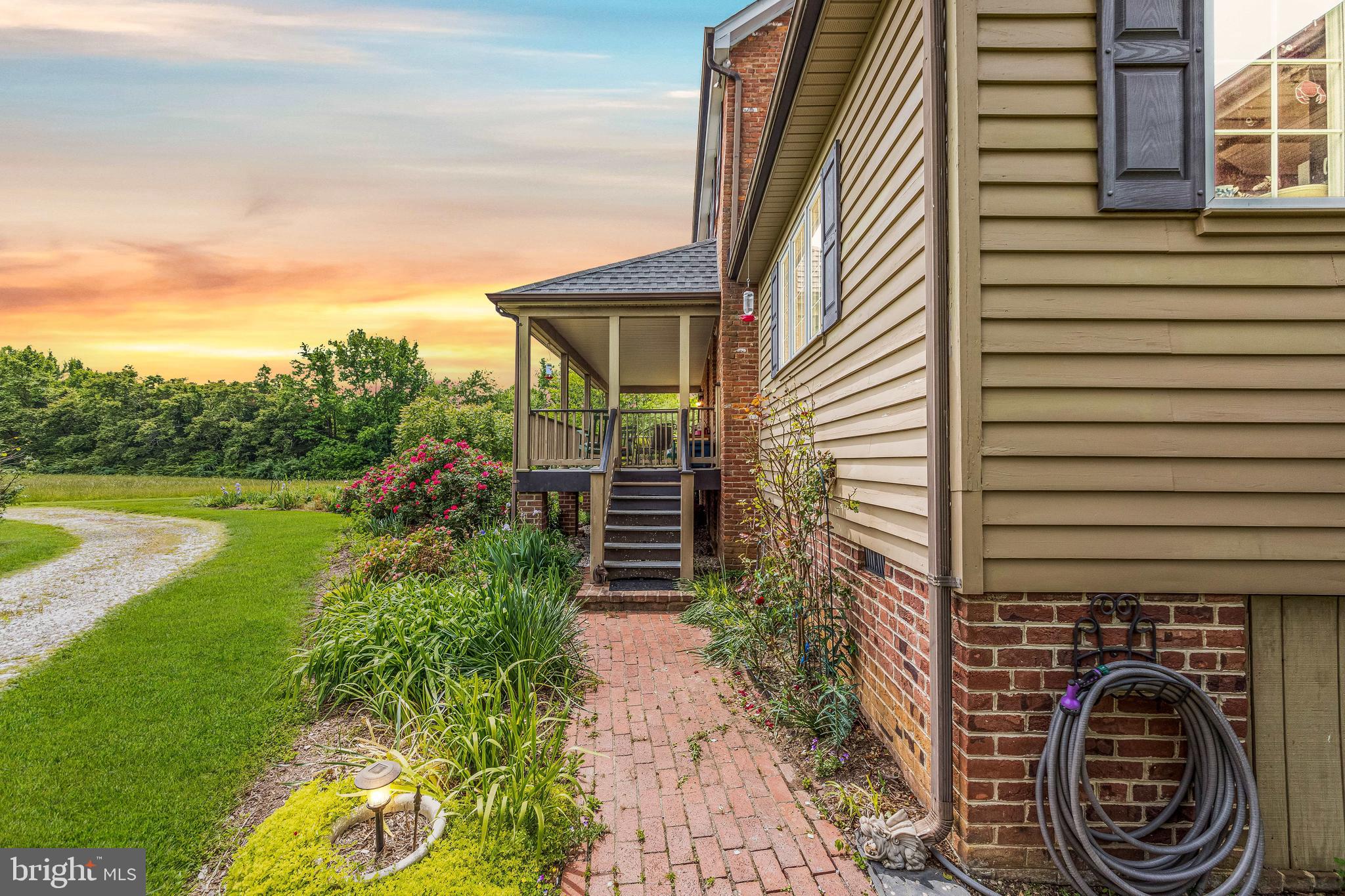 NONE  NO HOA - Residential