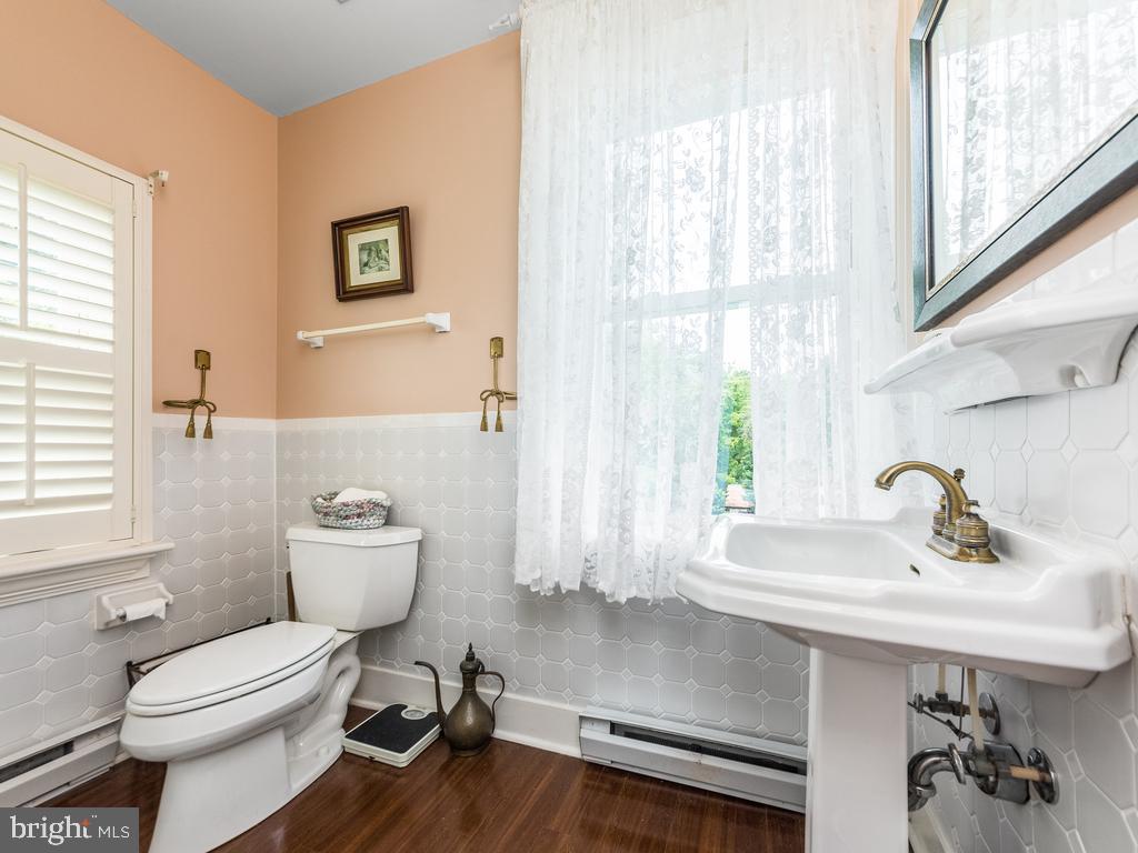 NONE  NO HOA - Residential