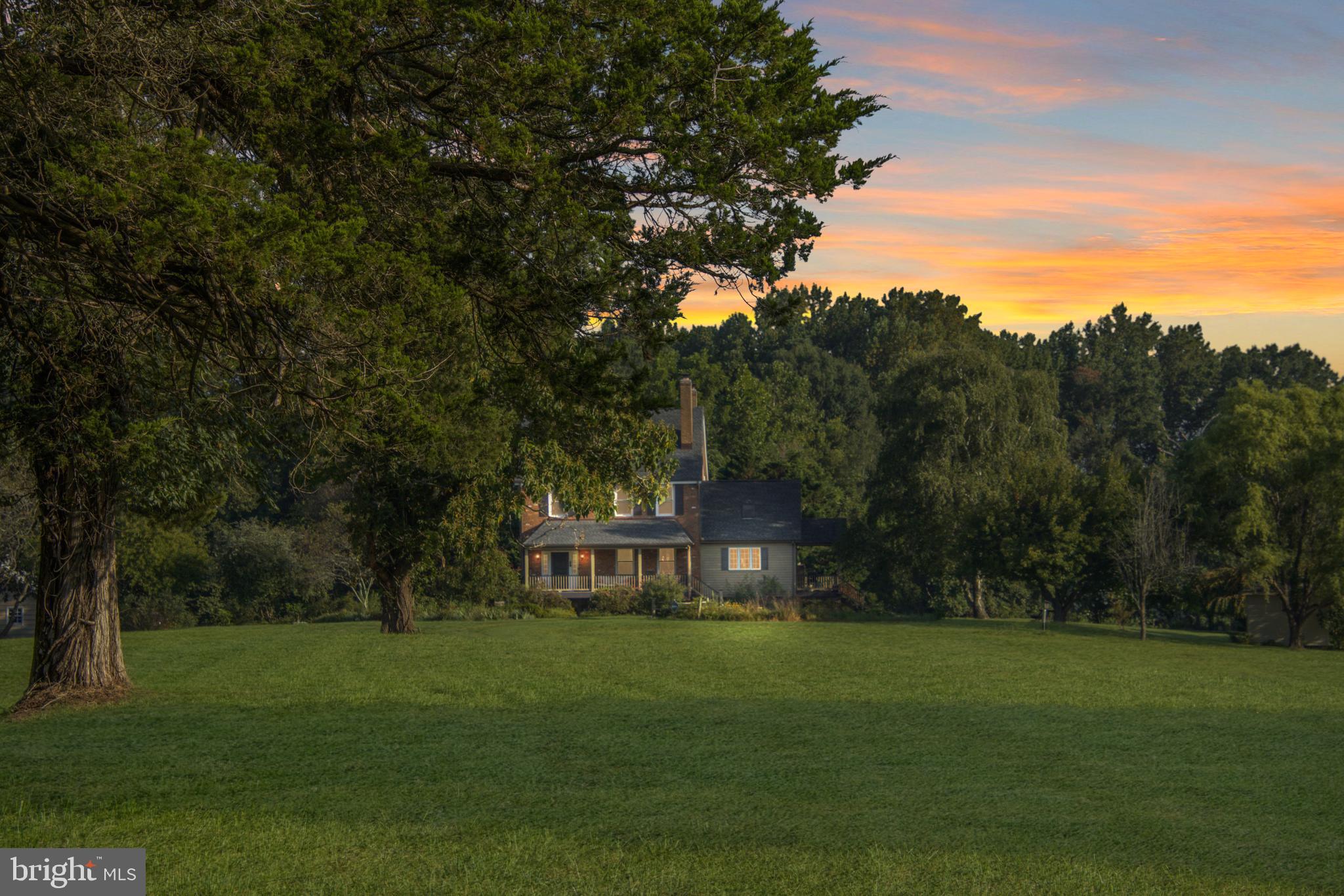 NONE  NO HOA - Residential