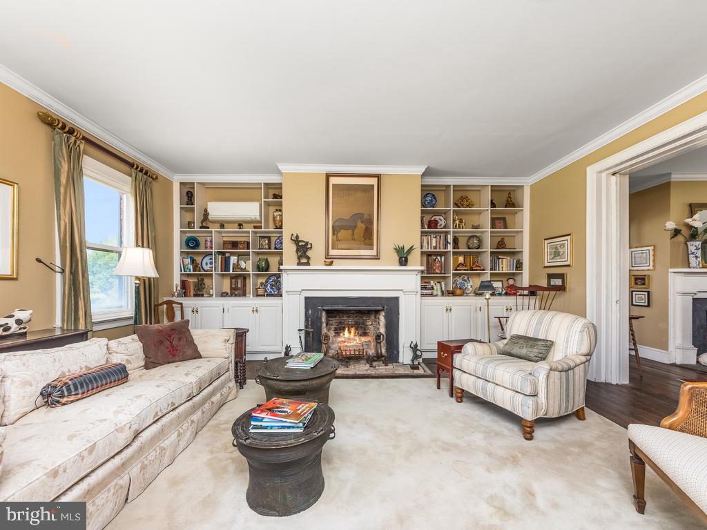 NONE  NO HOA - Residential