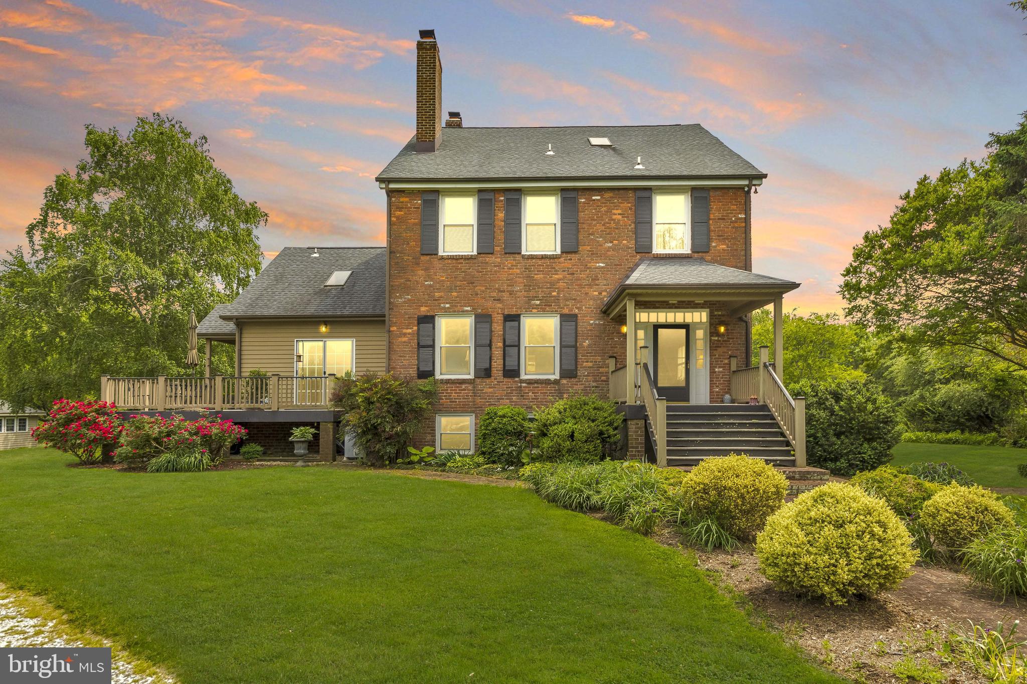 NONE  NO HOA - Residential