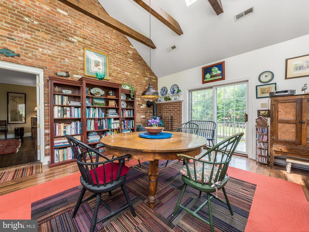 NONE  NO HOA - Residential