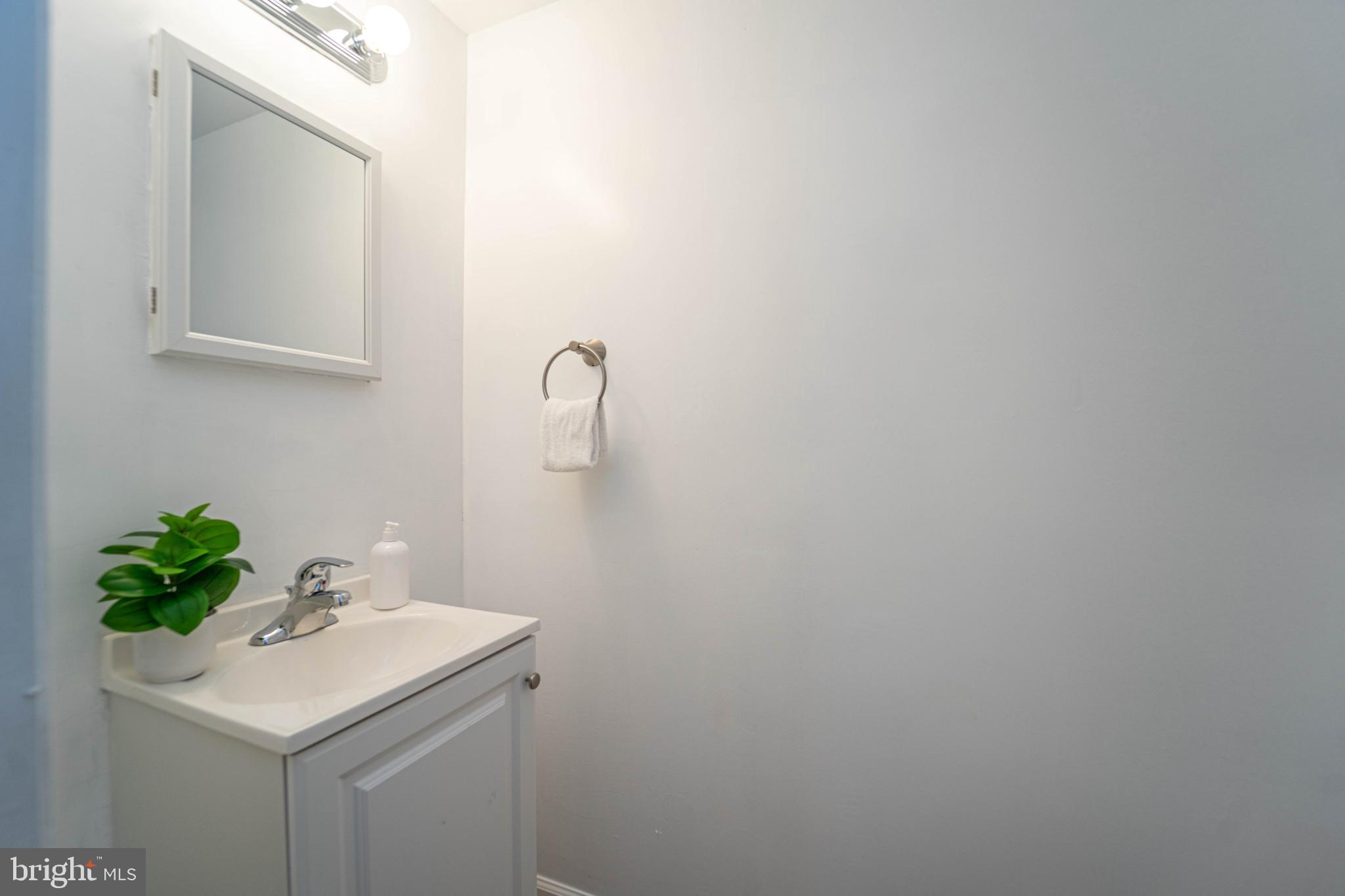 BROOKSIDE MANOR - Residential