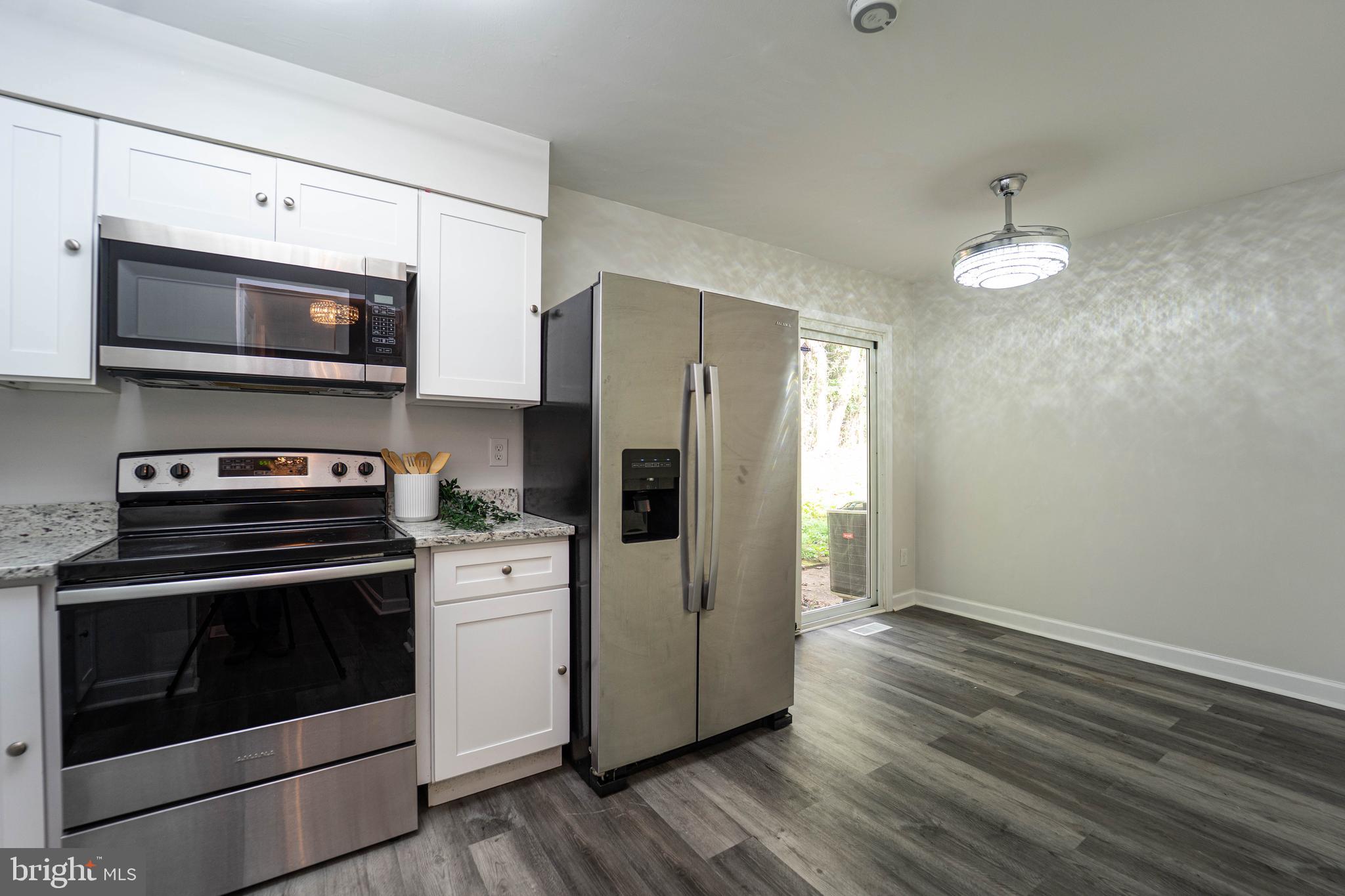 BROOKSIDE MANOR - Residential