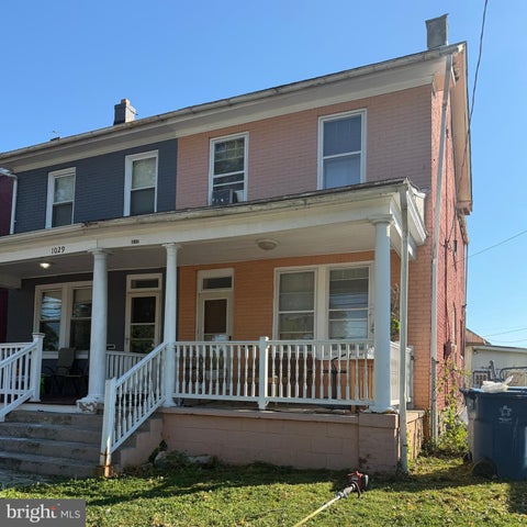 Townhouse For Sale - 1031 S Duke Street<br/> LANCASTER, PA 17602