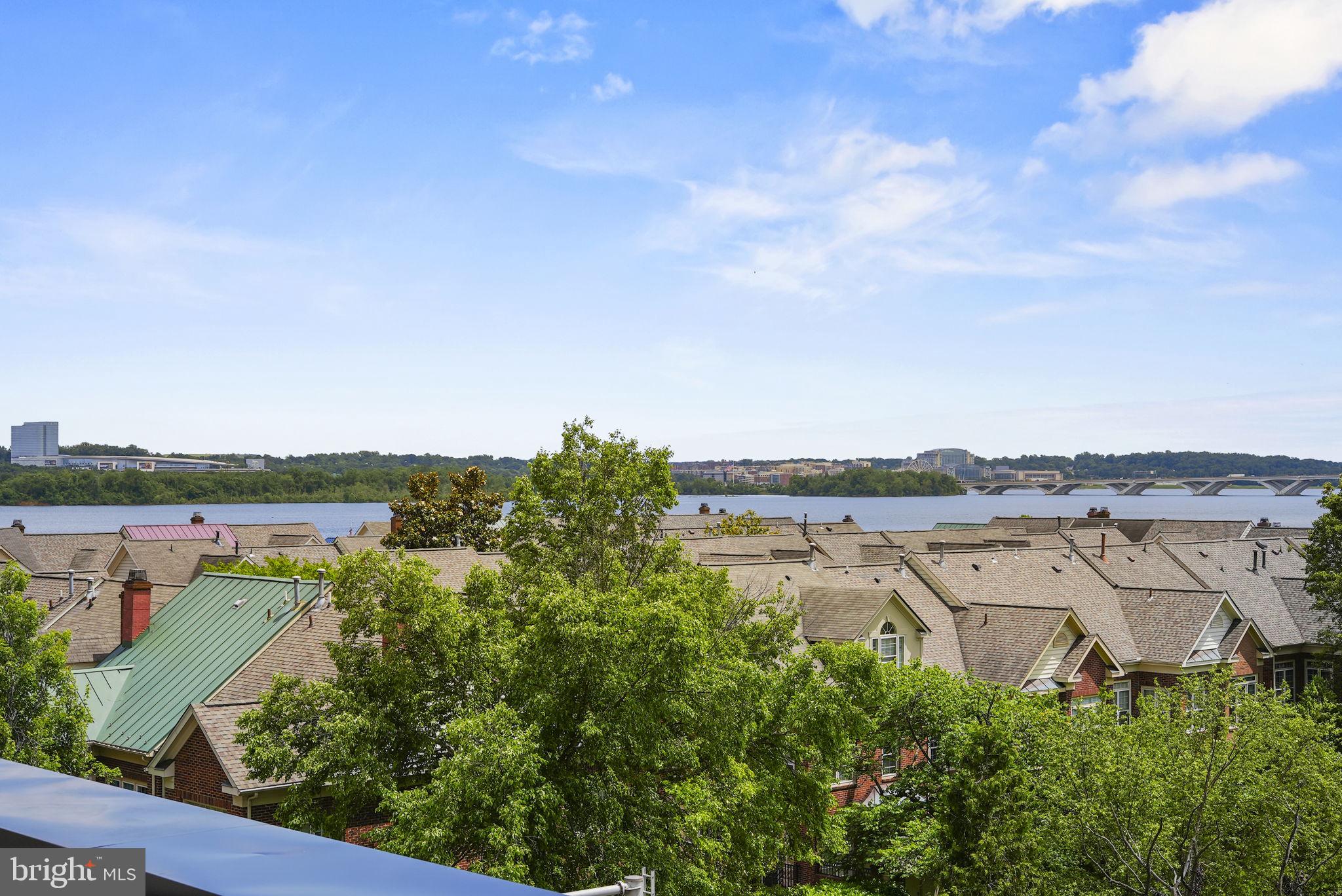 OLD TOWN - Residential