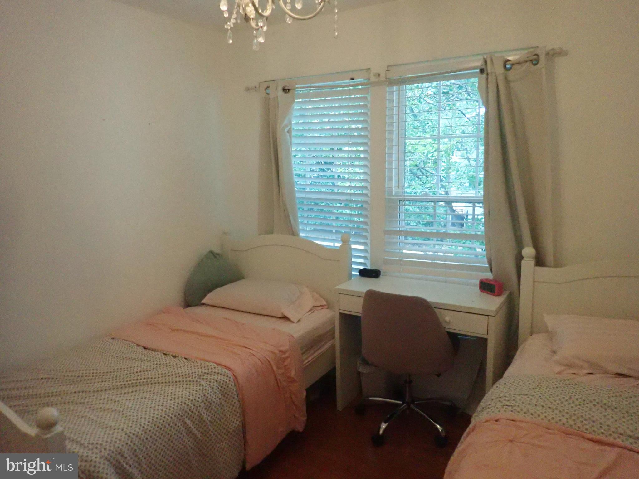 COMPTON VILLAGE - Residential Lease