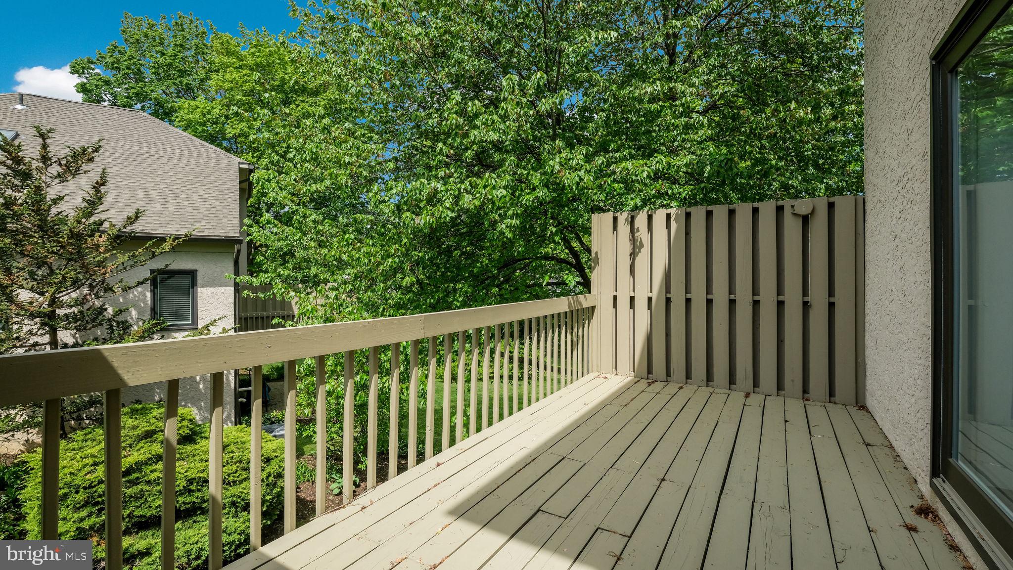 OAKMONT - Residential