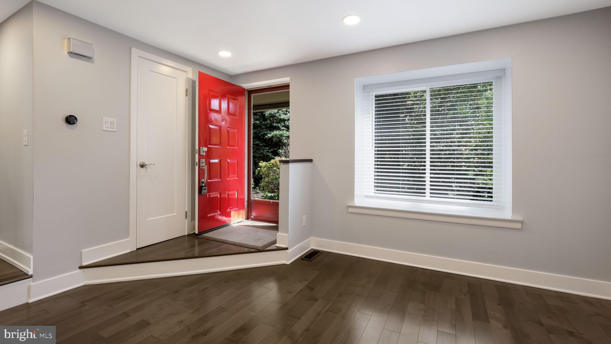 OAKMONT - Residential