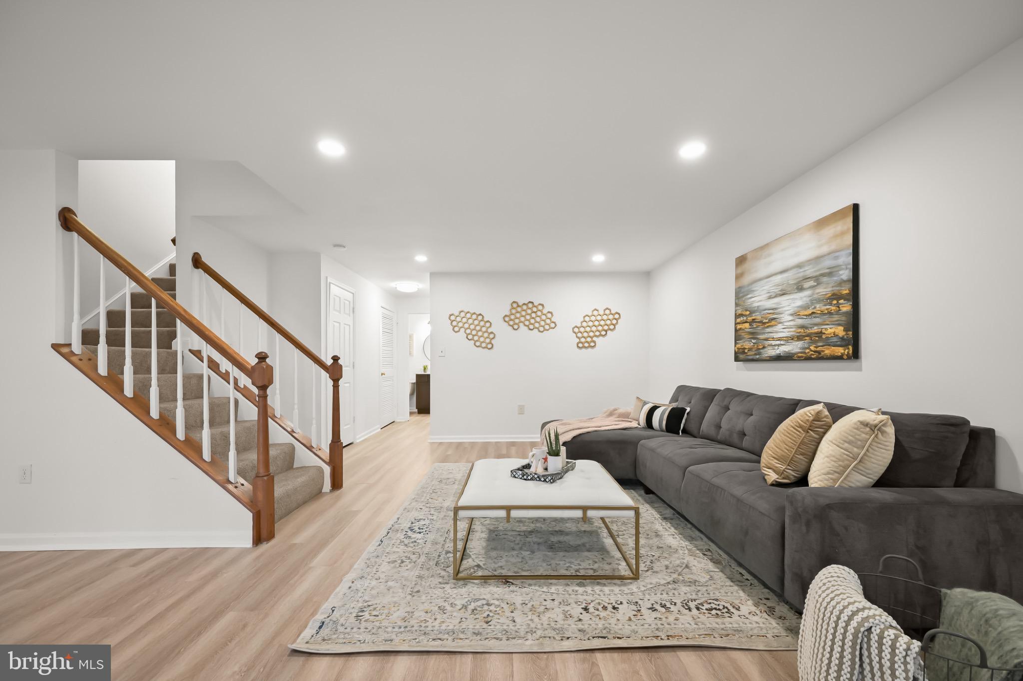 CHURCHILL TOWN SECTOR - Residential