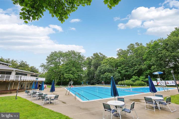 CHURCHILL TOWN SECTOR - Residential