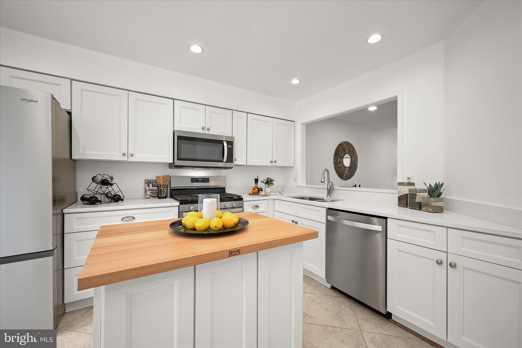 CHURCHILL TOWN SECTOR - Residential