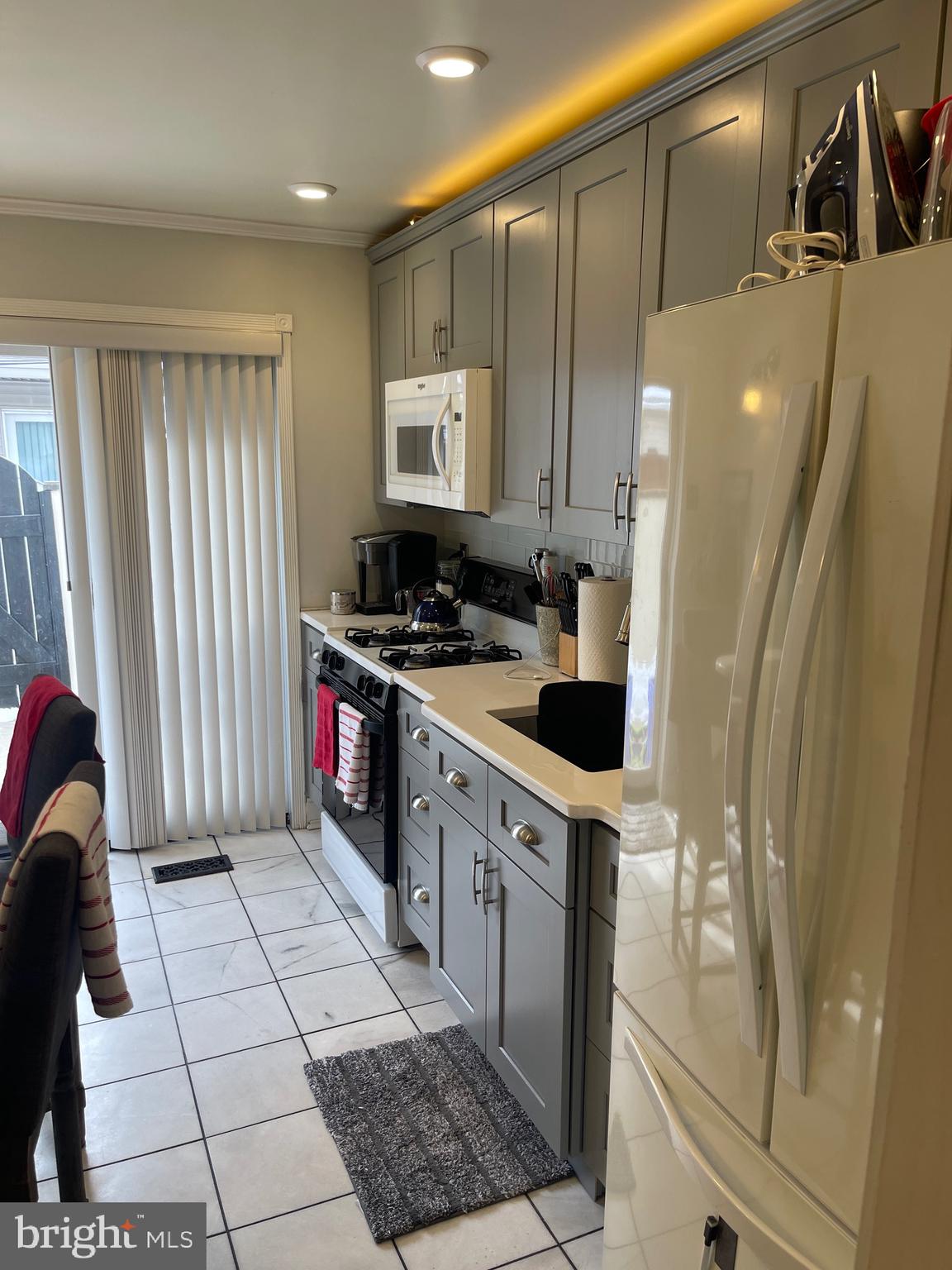 WHITMAN - Residential