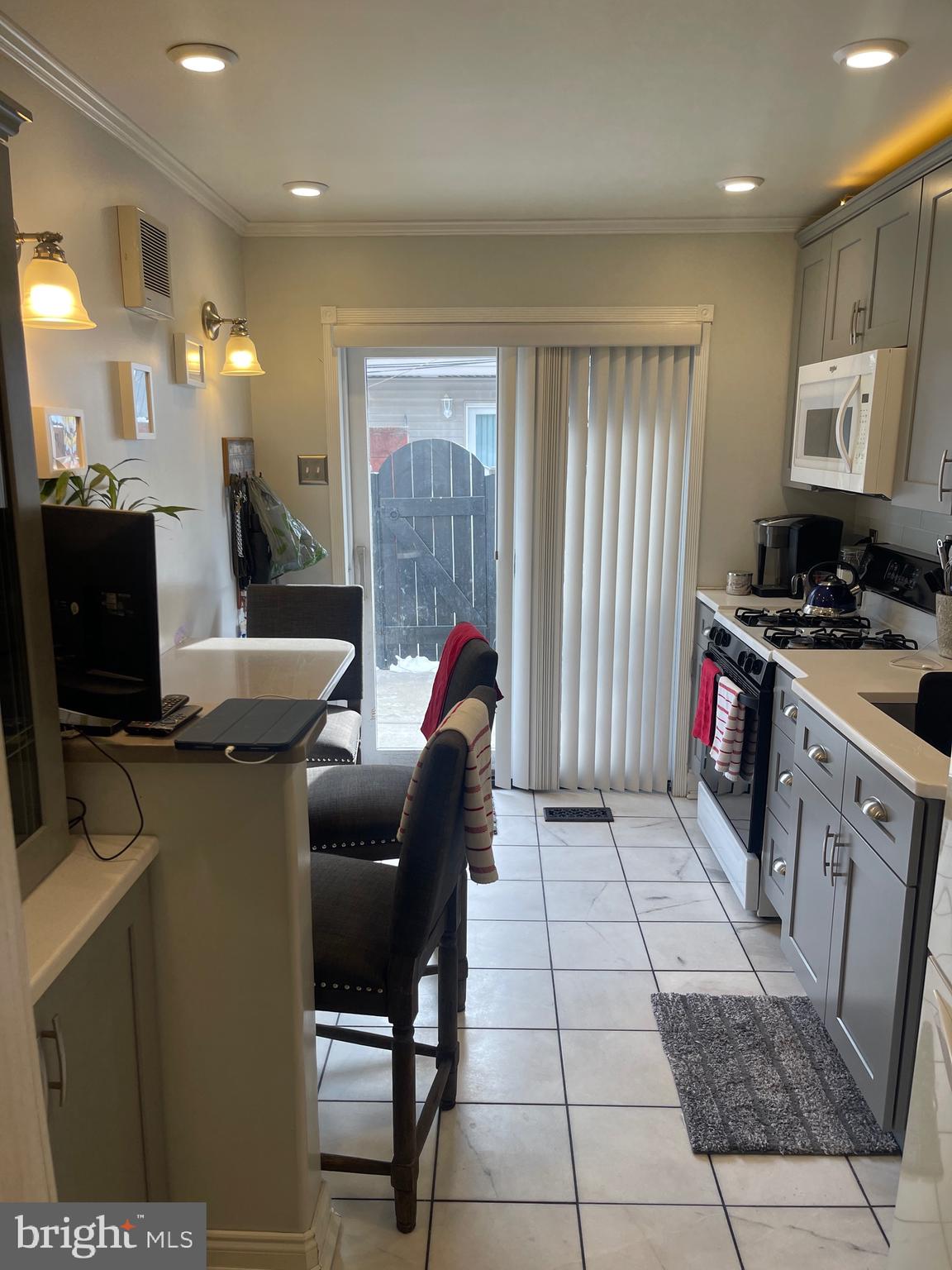 WHITMAN - Residential