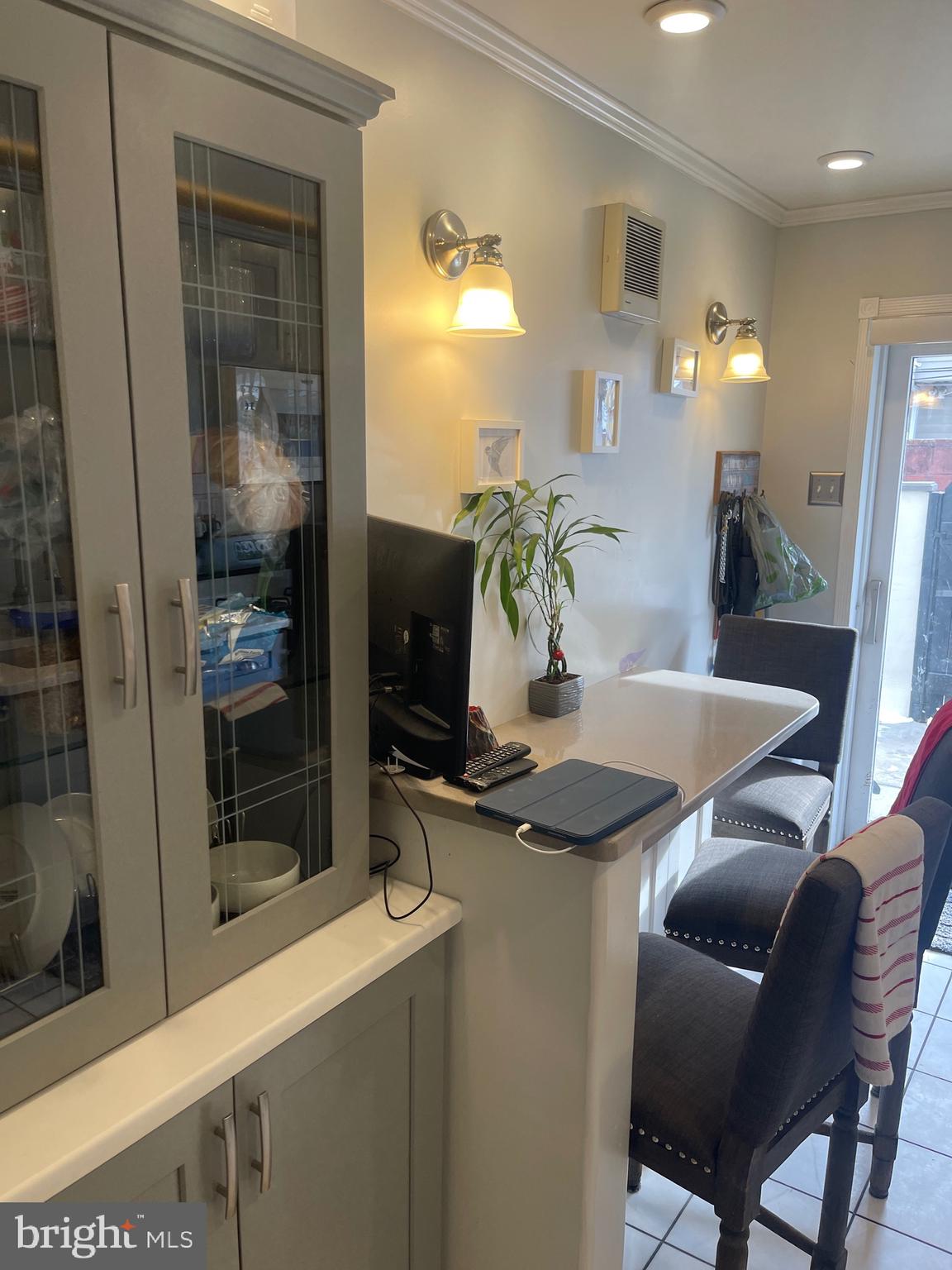 WHITMAN - Residential