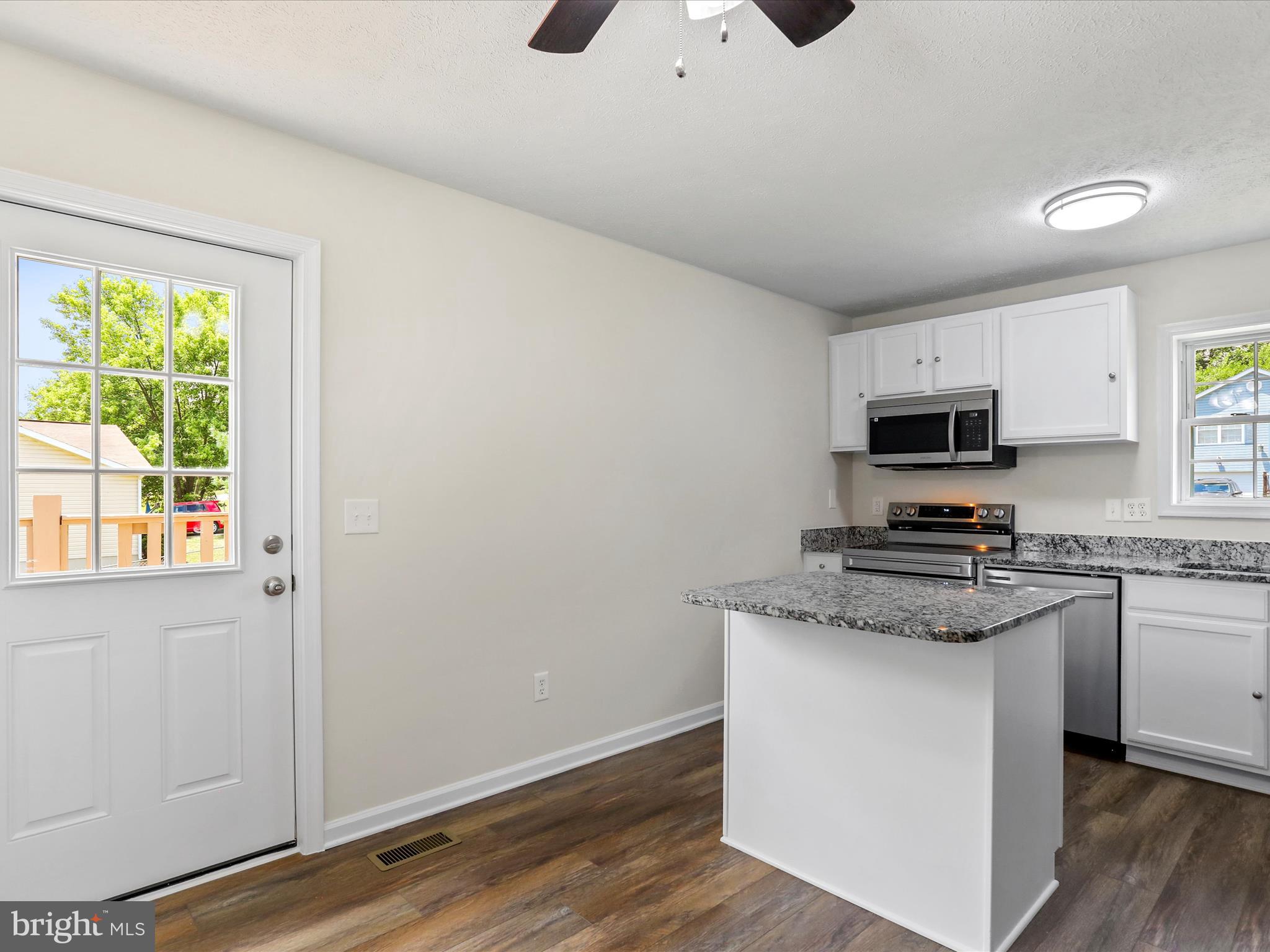 WILDFLOWER RIDGE - Residential