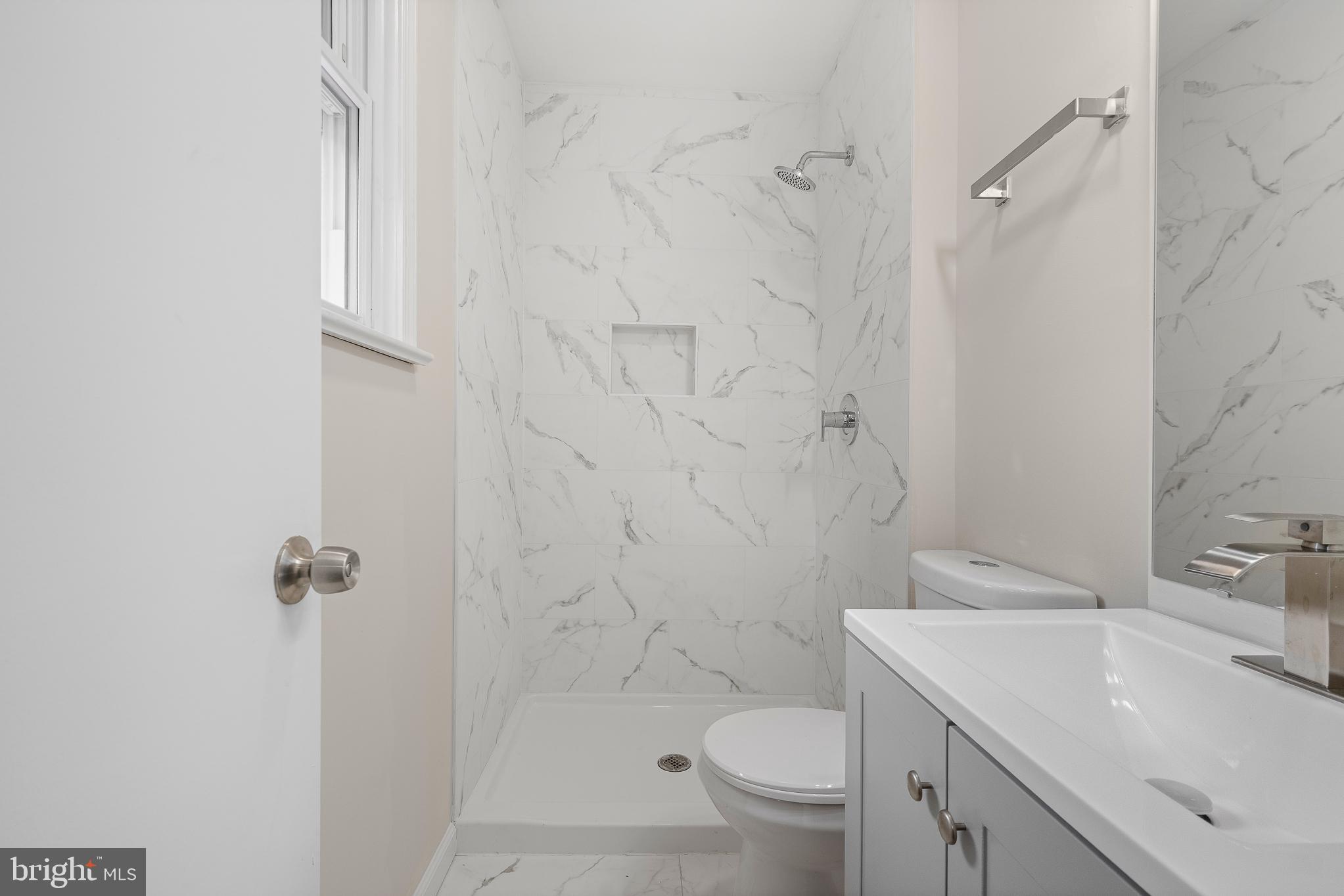 NORRIS PYLES - Residential