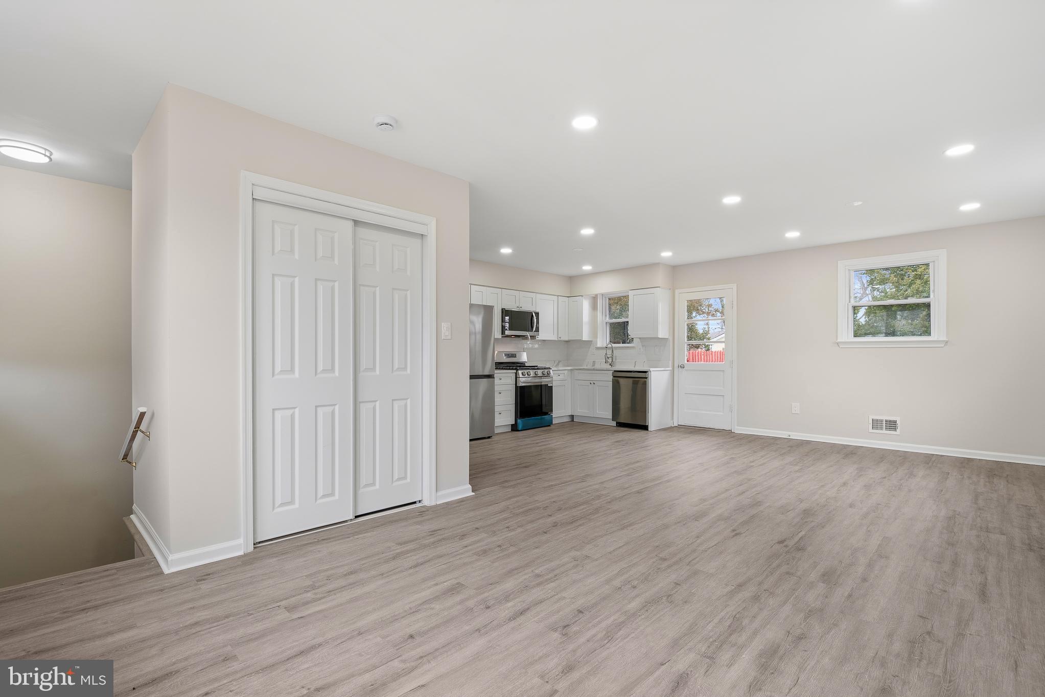 NORRIS PYLES - Residential