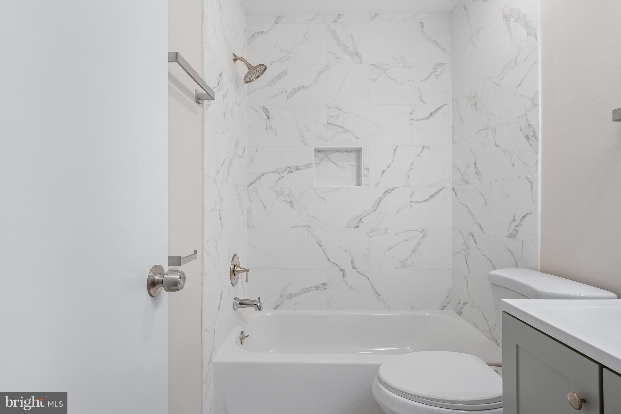 NORRIS PYLES - Residential