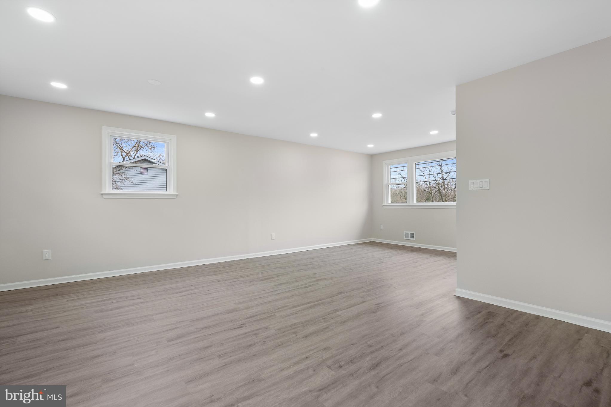 NORRIS PYLES - Residential