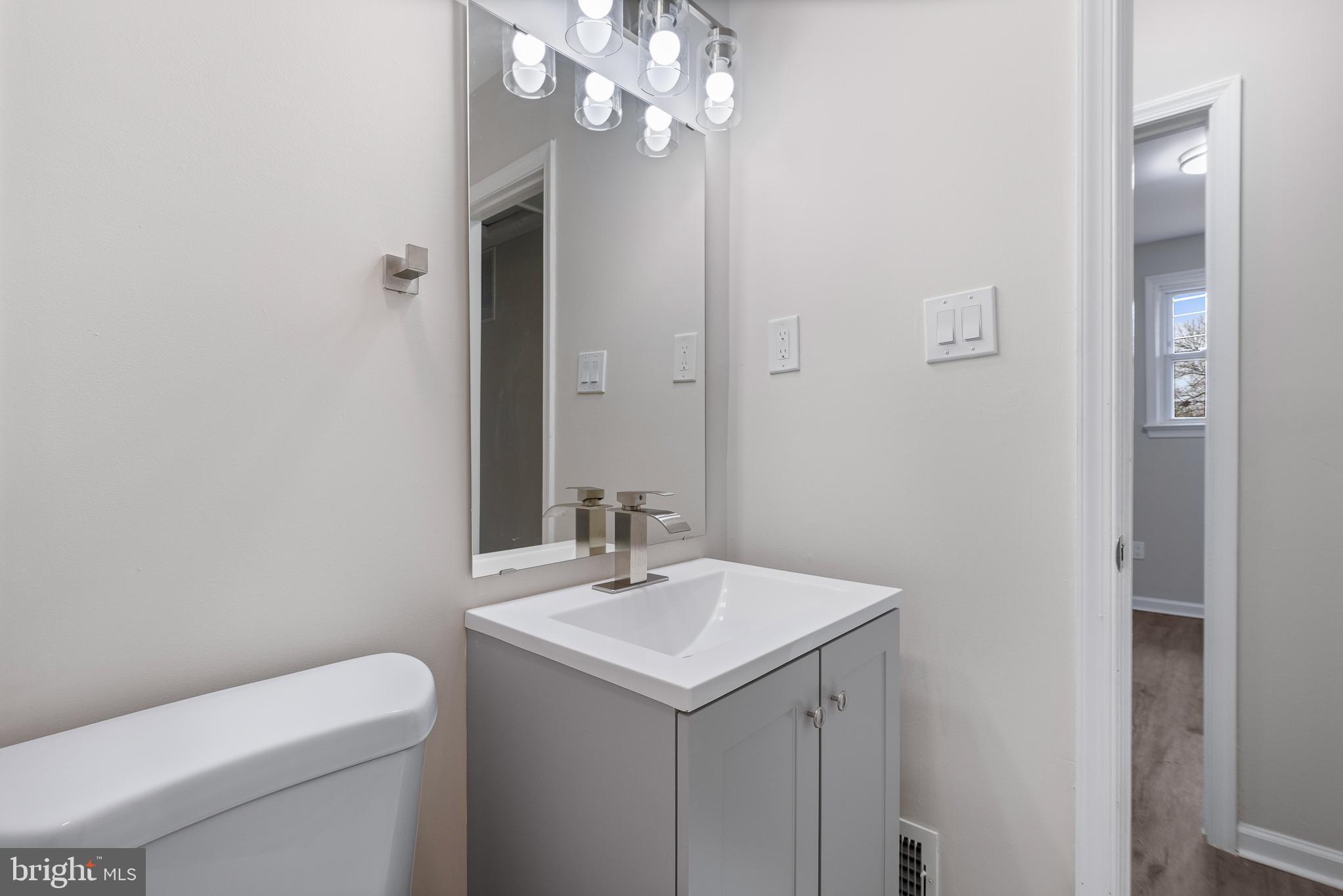 NORRIS PYLES - Residential