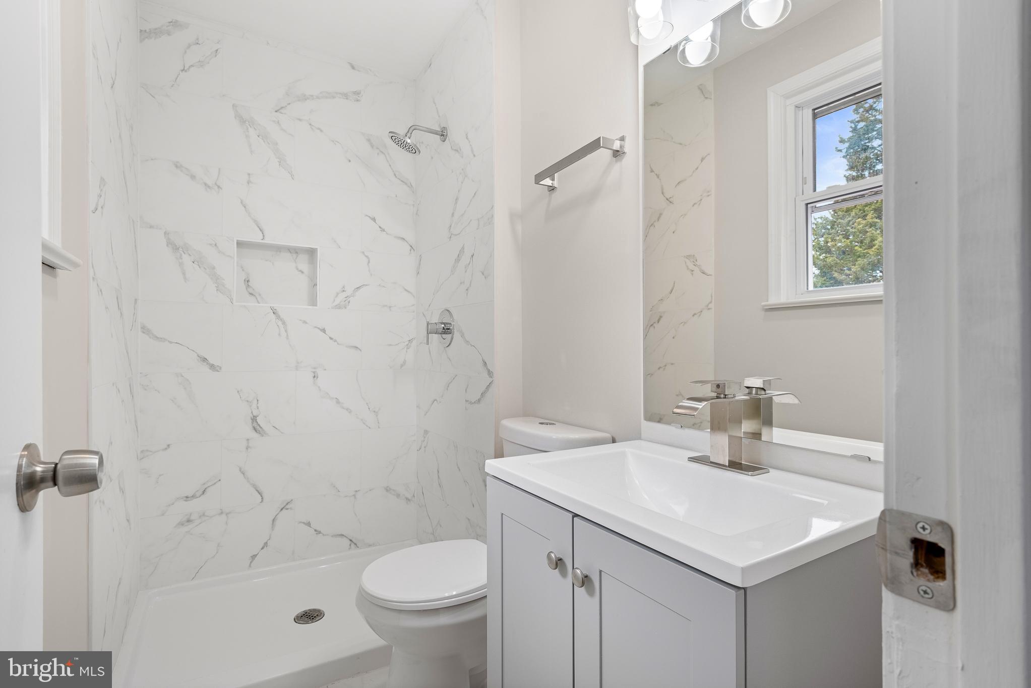 NORRIS PYLES - Residential