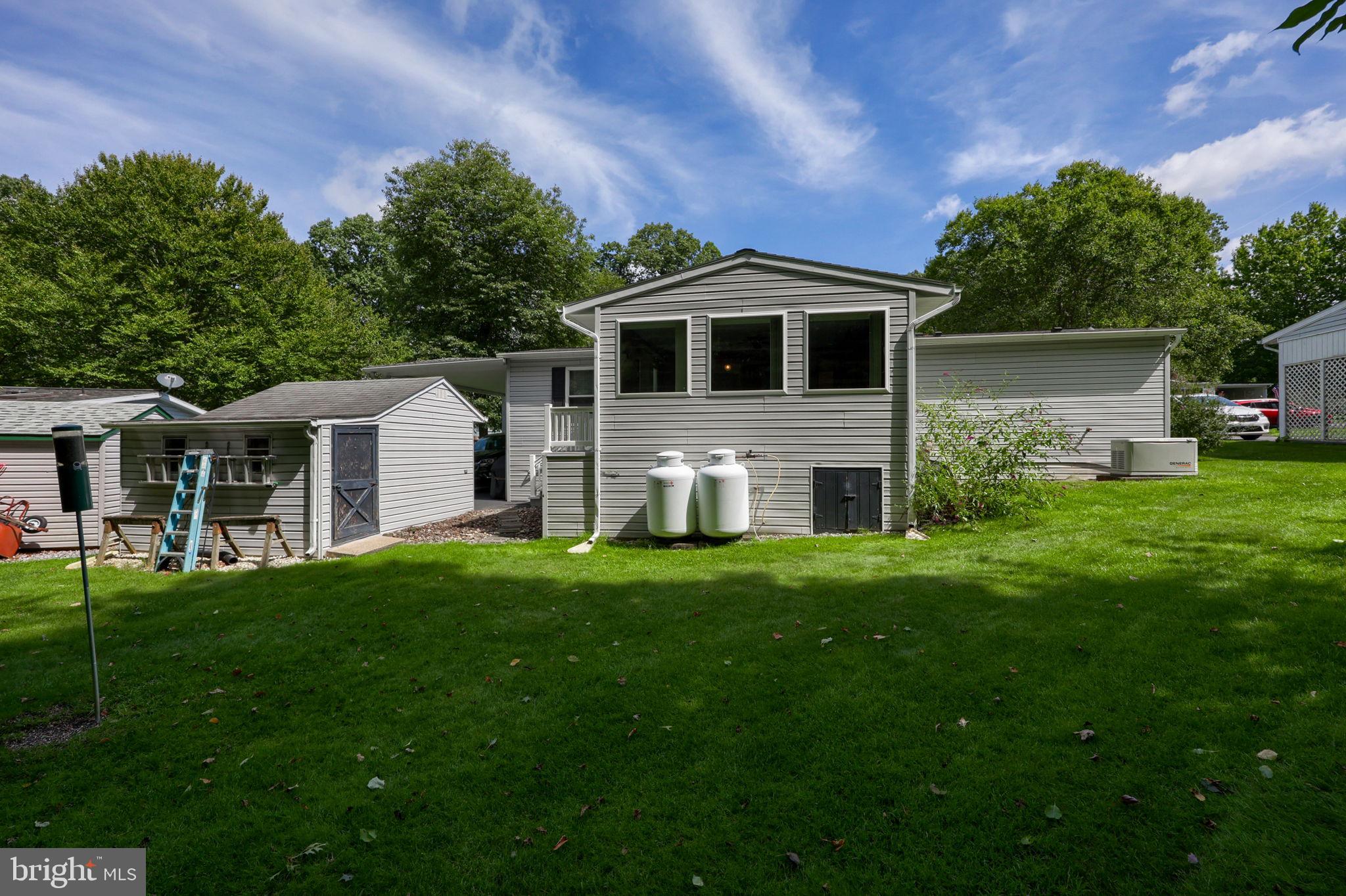 322 MAPLE AVENUE