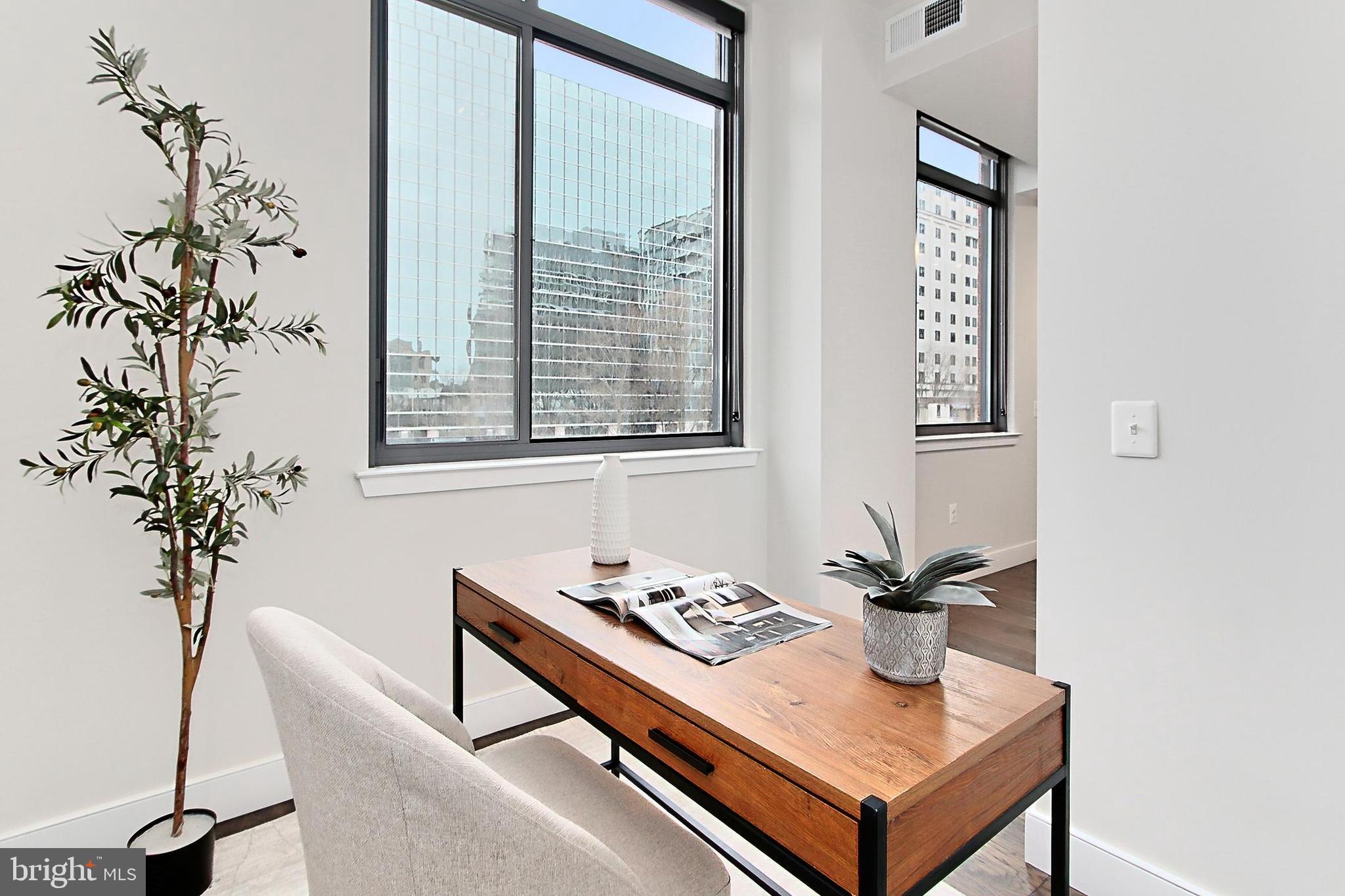 CLARENDON - Residential