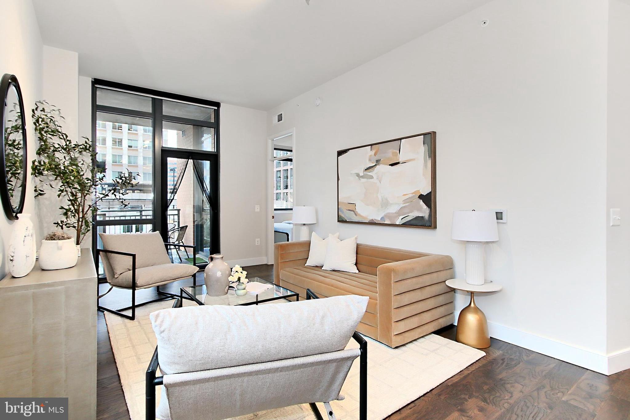 CLARENDON - Residential