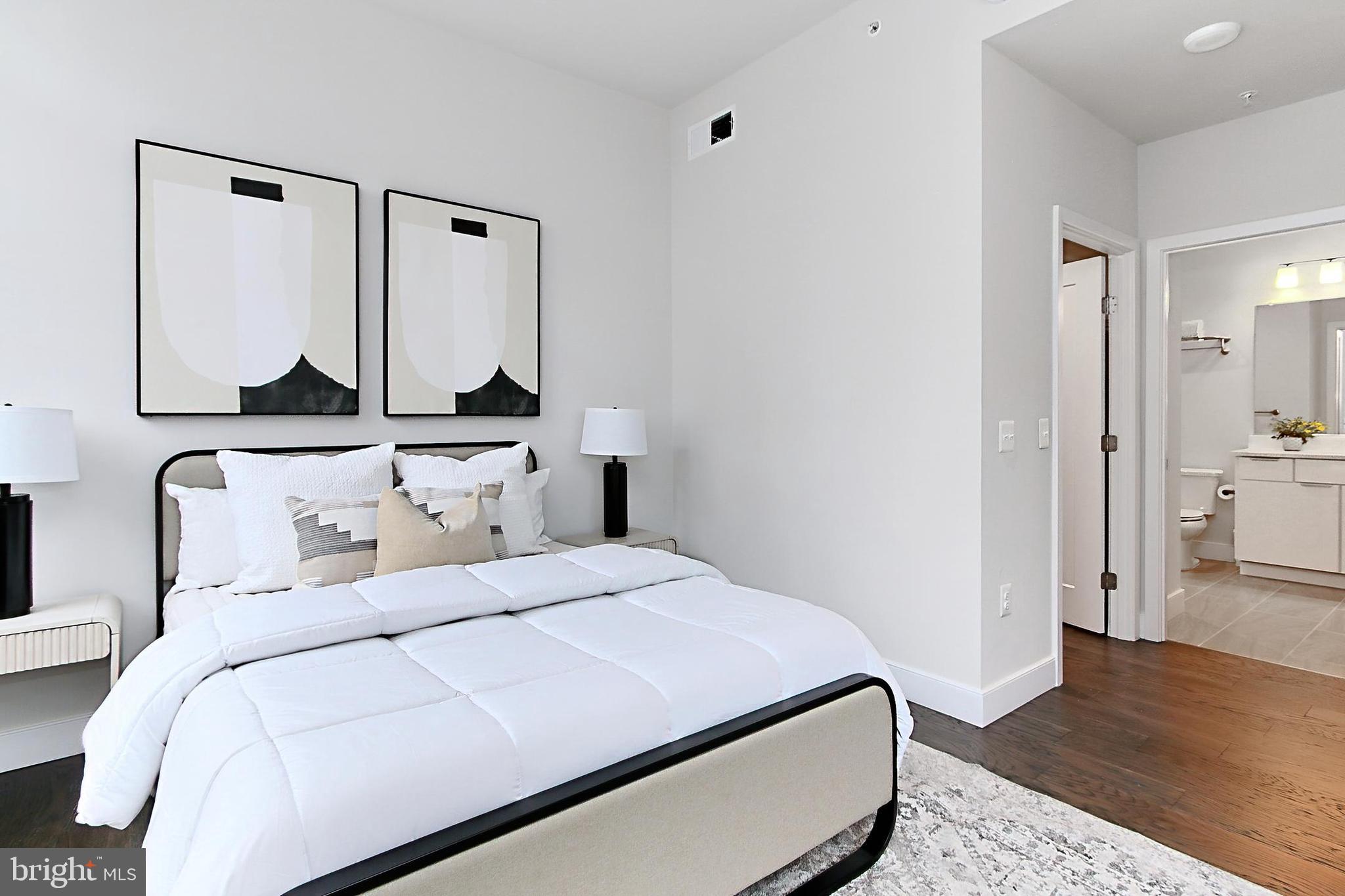 CLARENDON - Residential