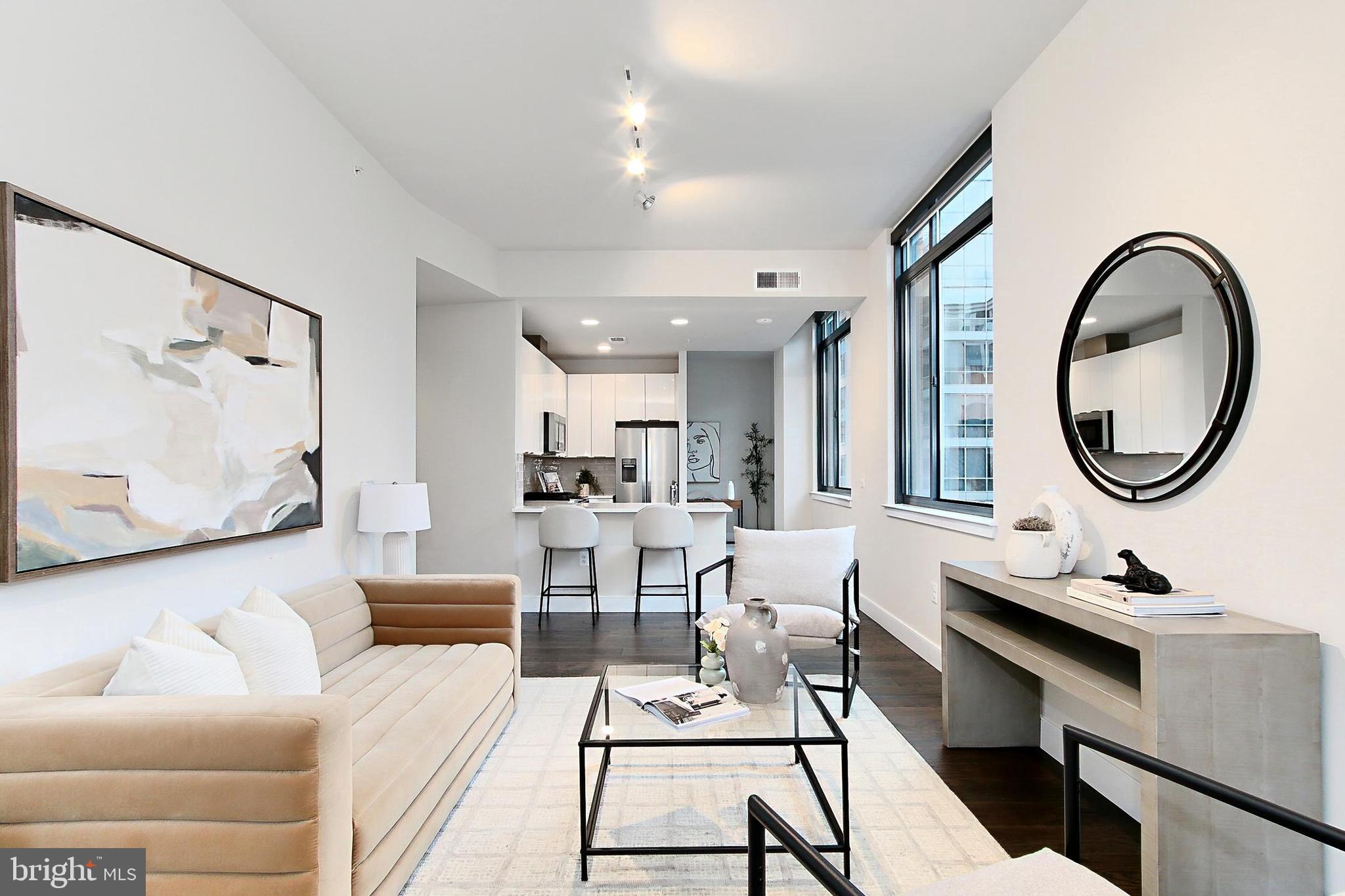 CLARENDON - Residential