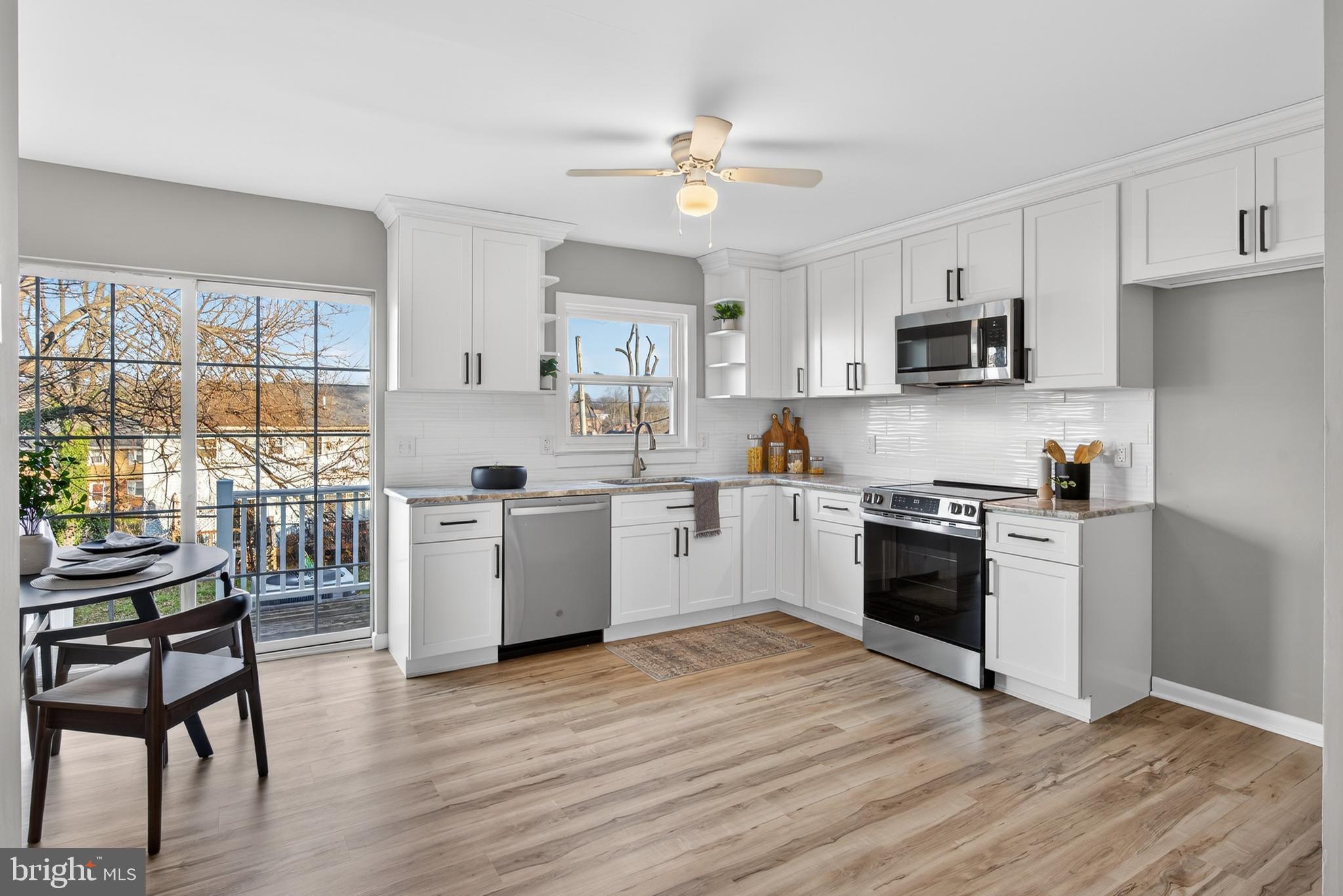 CABBAGE HILL - Residential