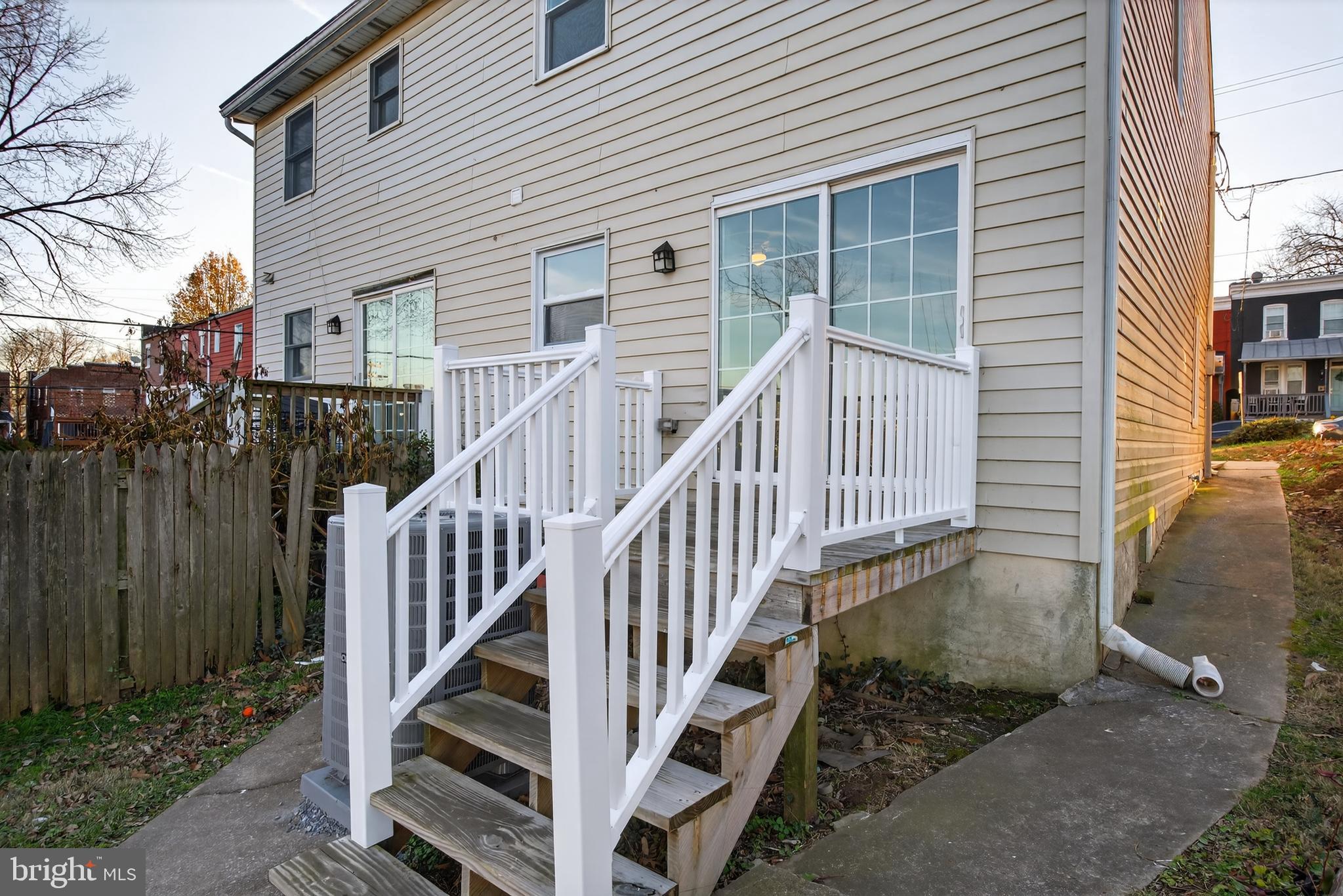 CABBAGE HILL - Residential