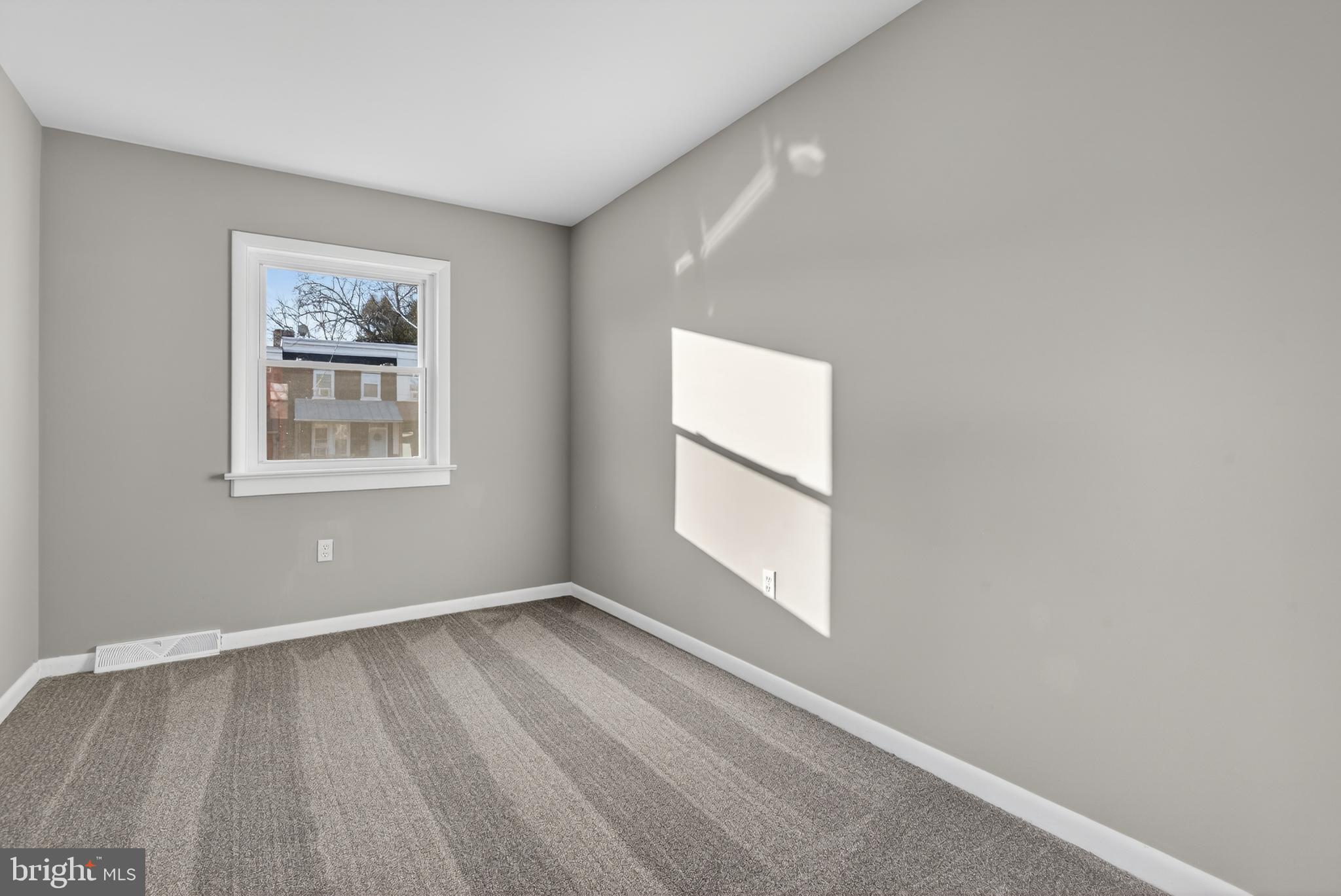 CABBAGE HILL - Residential