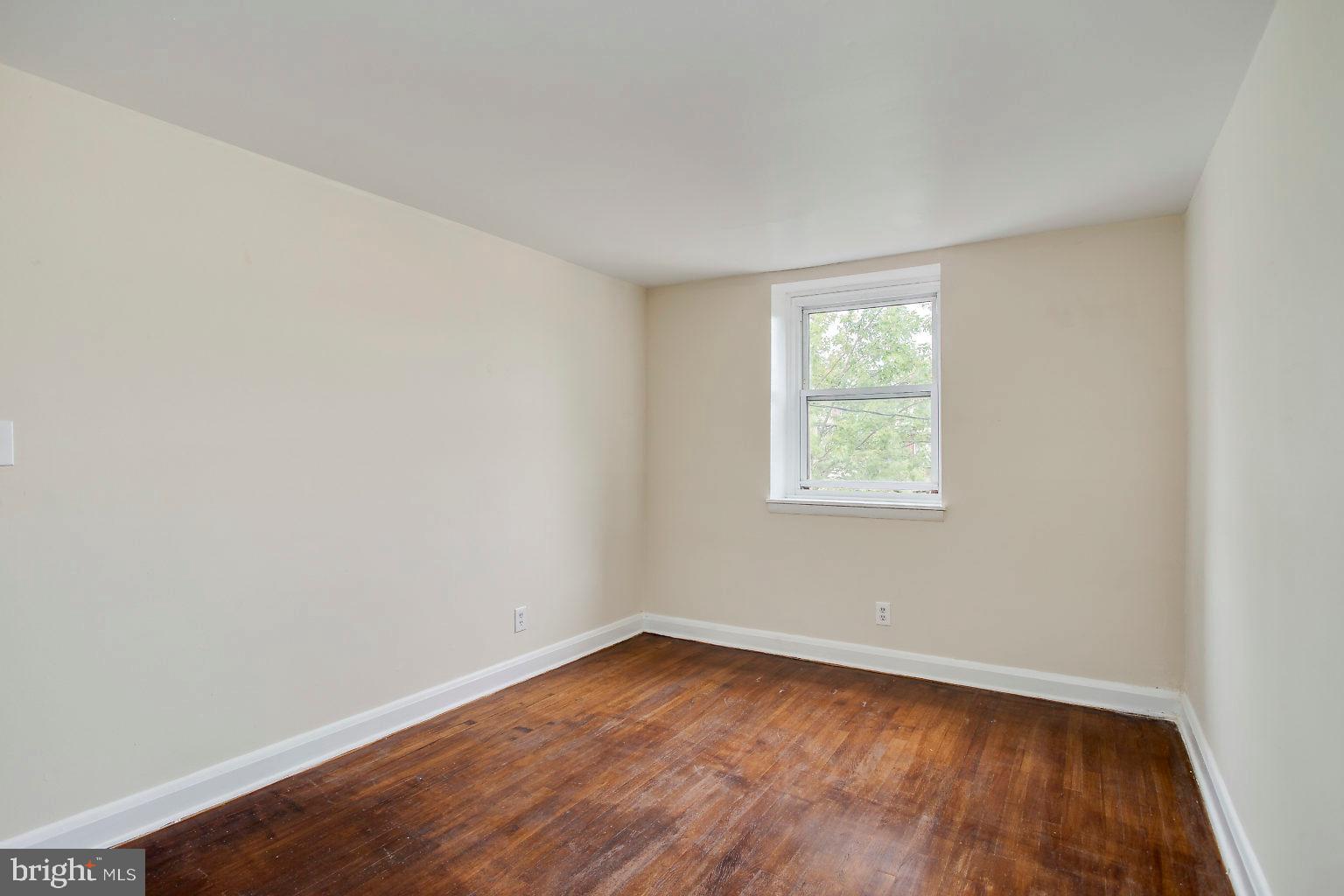 GARDENVILLAGE APARTMENTS AND TOWNHOMES - Residential