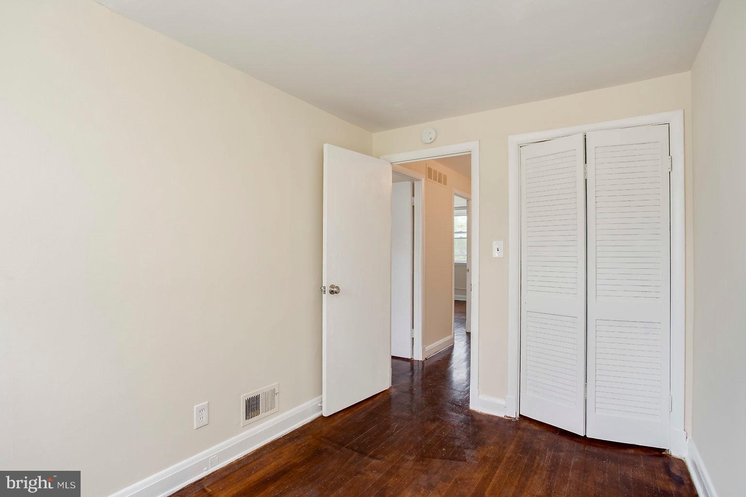 GARDENVILLAGE APARTMENTS AND TOWNHOMES - Residential