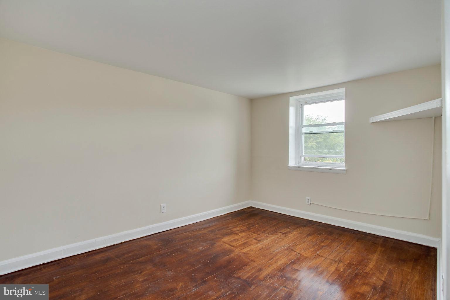 GARDENVILLAGE APARTMENTS AND TOWNHOMES - Residential