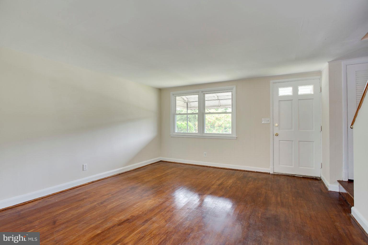 GARDENVILLAGE APARTMENTS AND TOWNHOMES - Residential