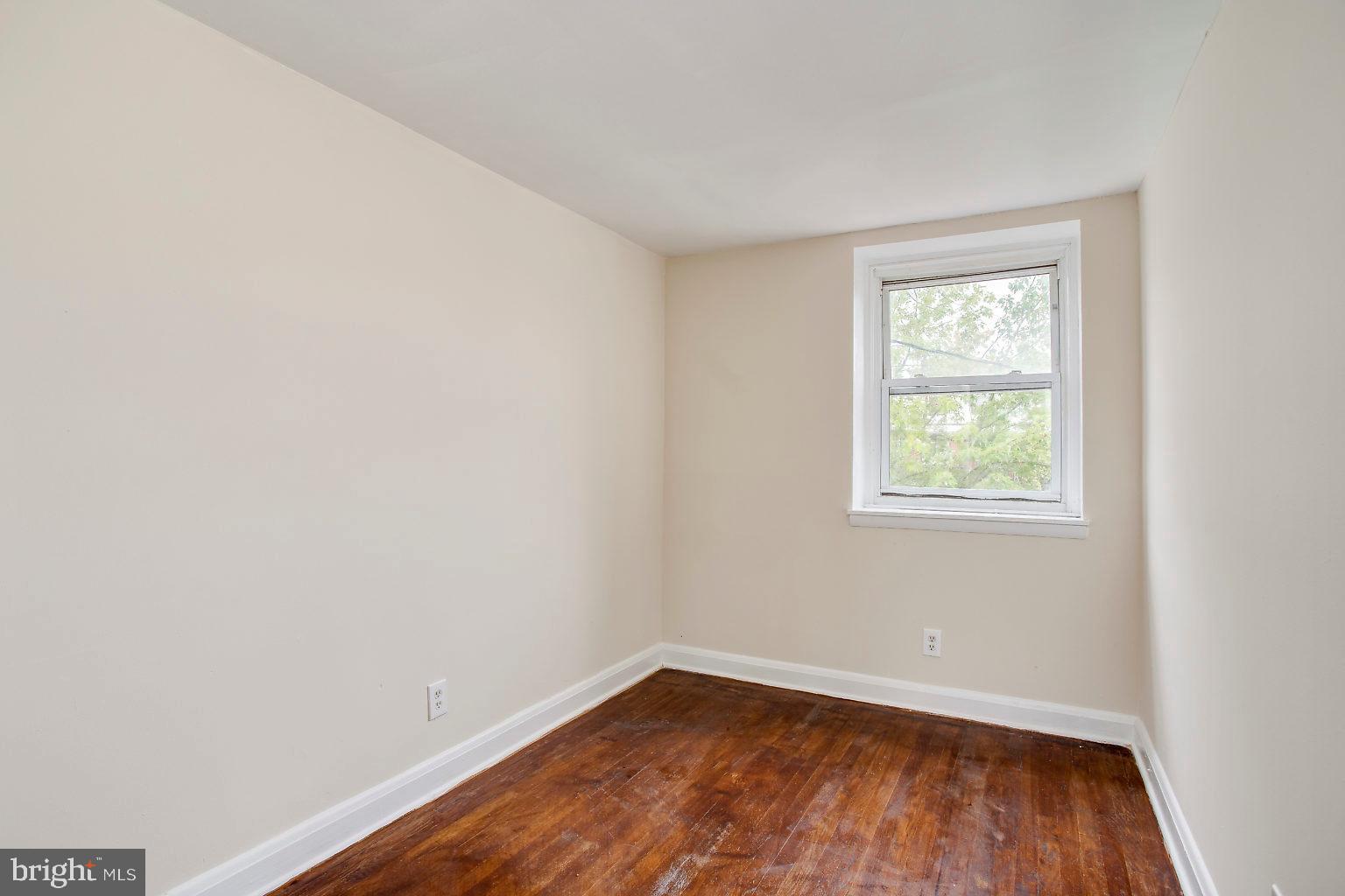 GARDENVILLAGE APARTMENTS AND TOWNHOMES - Residential