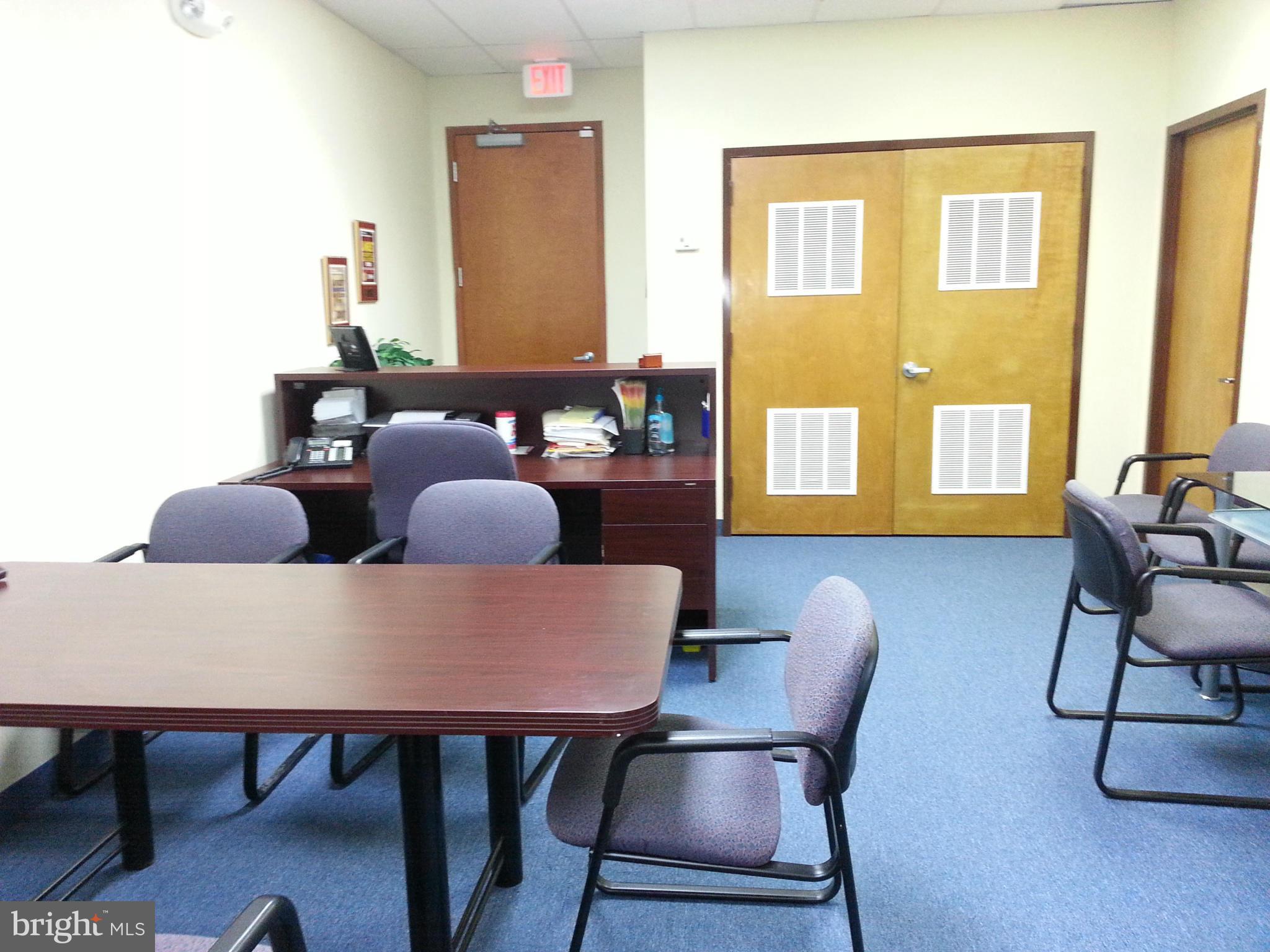 COLUMBIA PARK - Commercial Sale