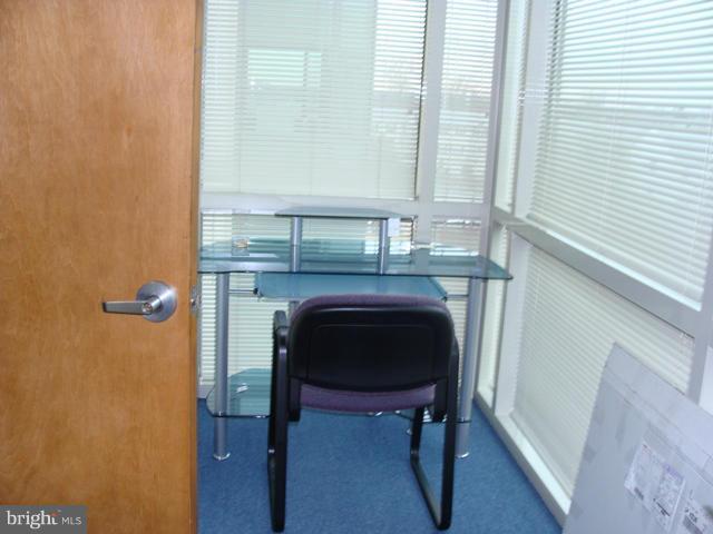 COLUMBIA PARK - Commercial Sale