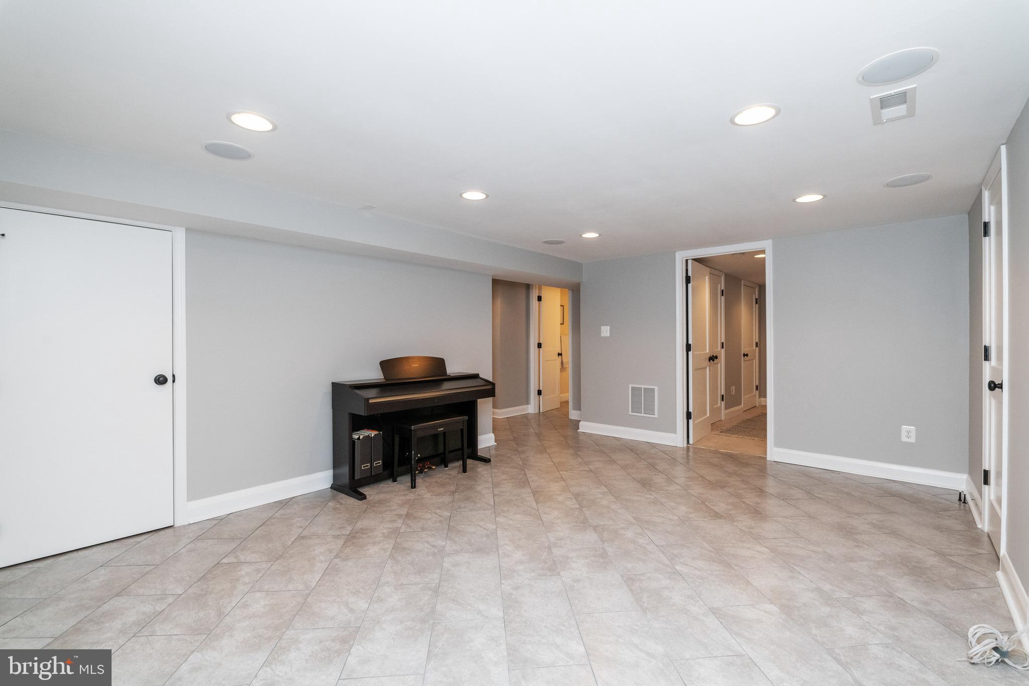 WILTONDALE - Residential