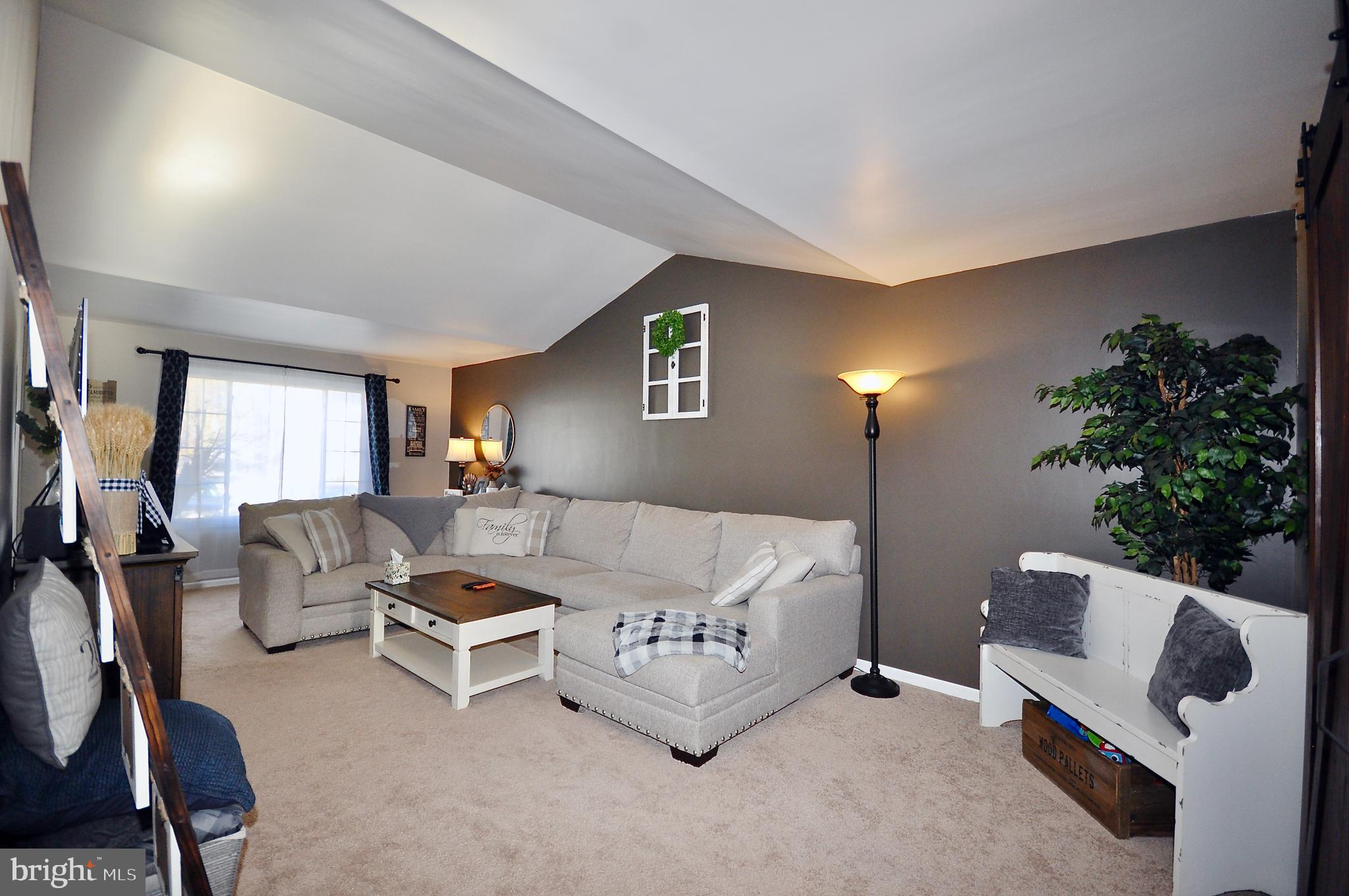 NESHAMINY VALLEY - Residential