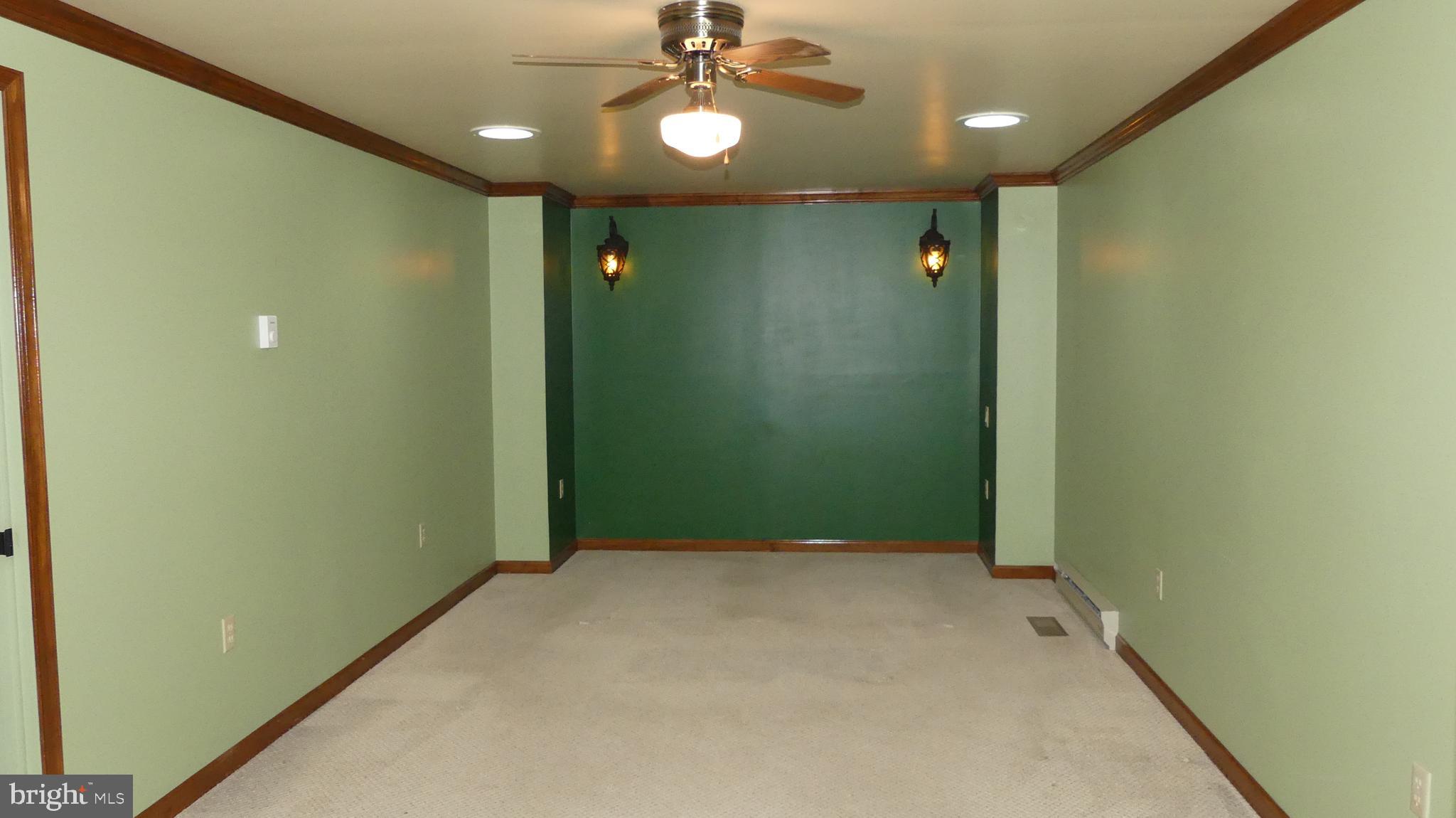 SHENANDOAH CROSSING - Residential