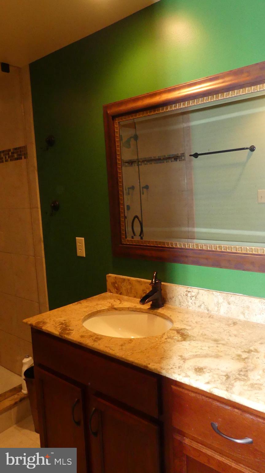 SHENANDOAH CROSSING - Residential