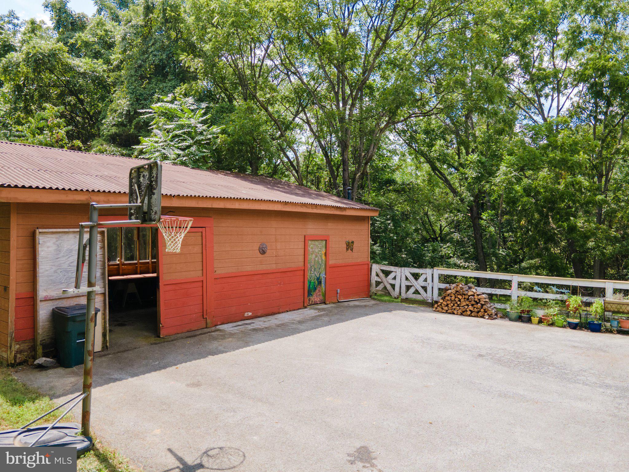 OAKLEIGH - Residential