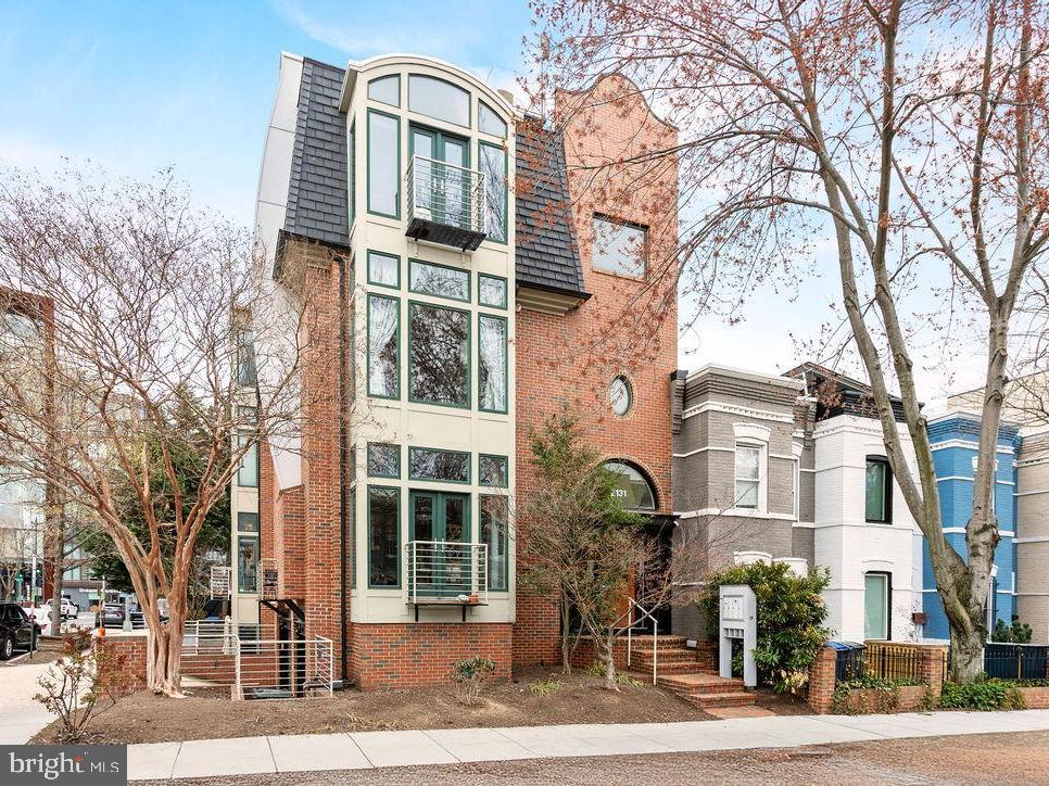 2131 10TH STREET NW 2
