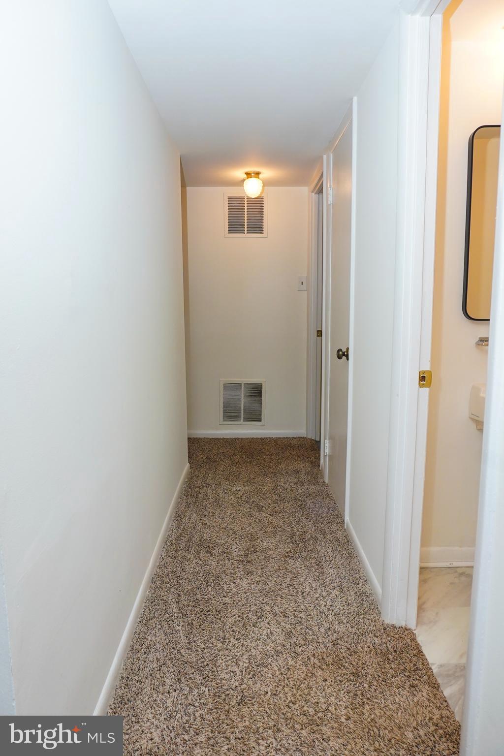 WALKER HILL - Residential